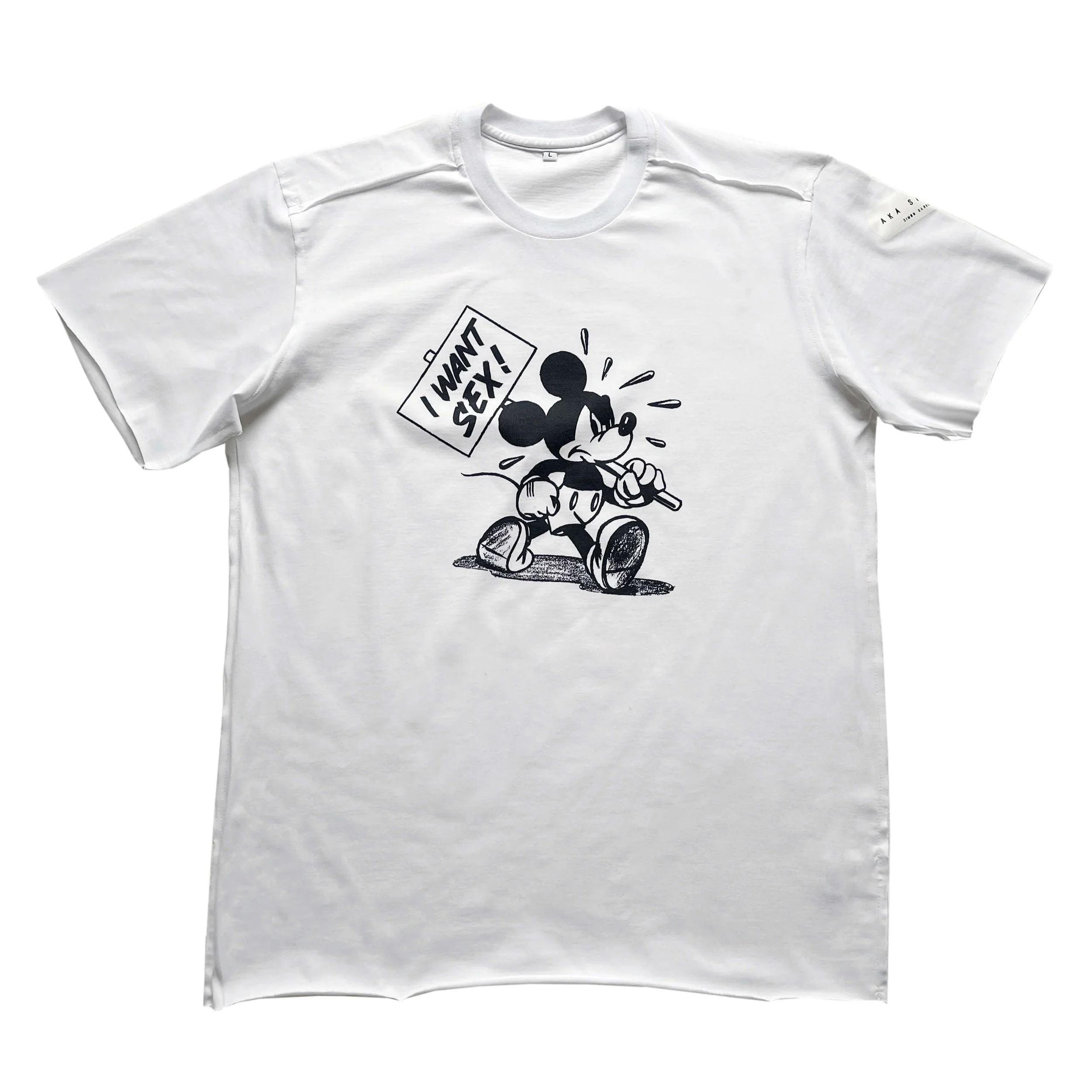 t-shirt_white_mickey_afront.jpg