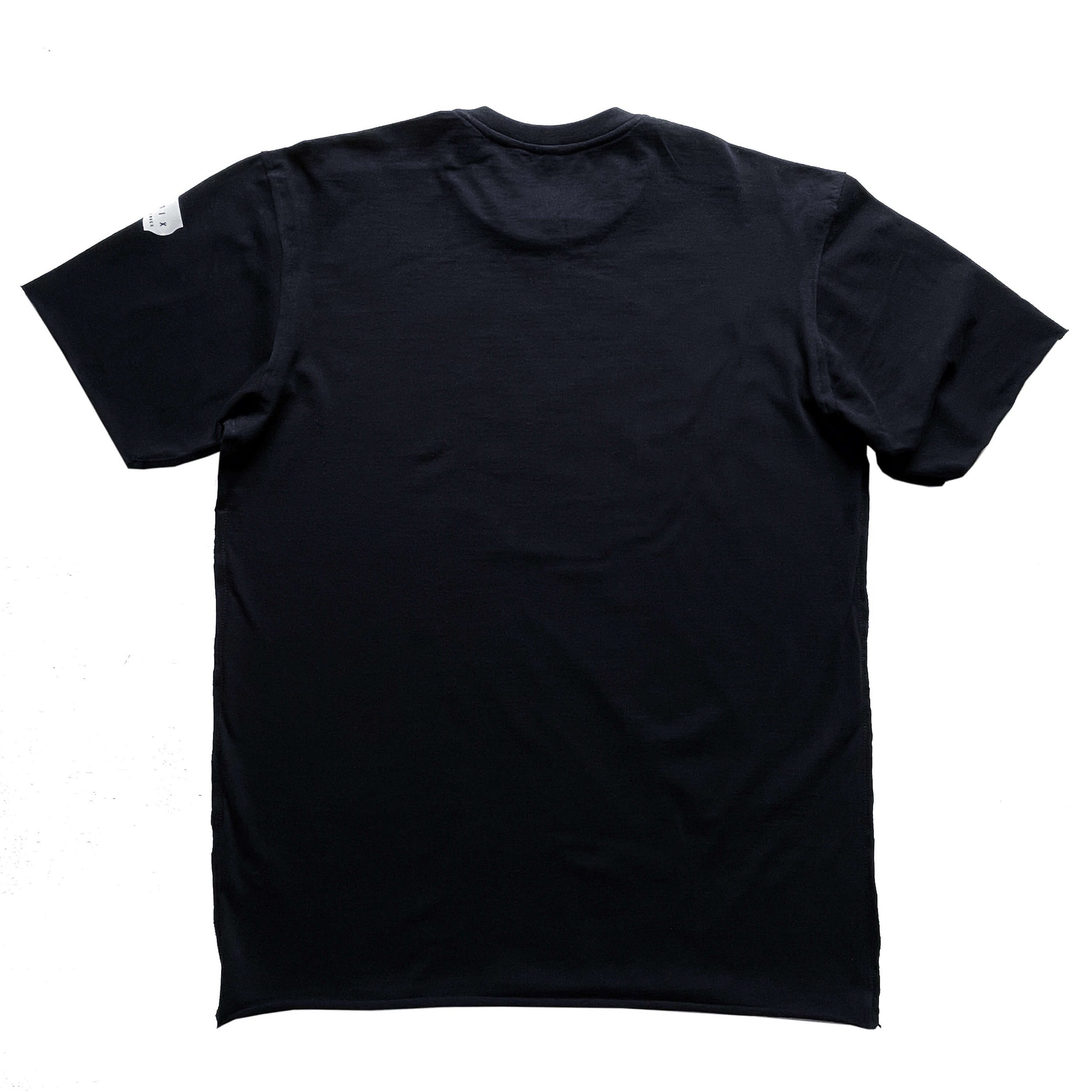 t-shirt_oversizeblack_rabbits01b.jpg