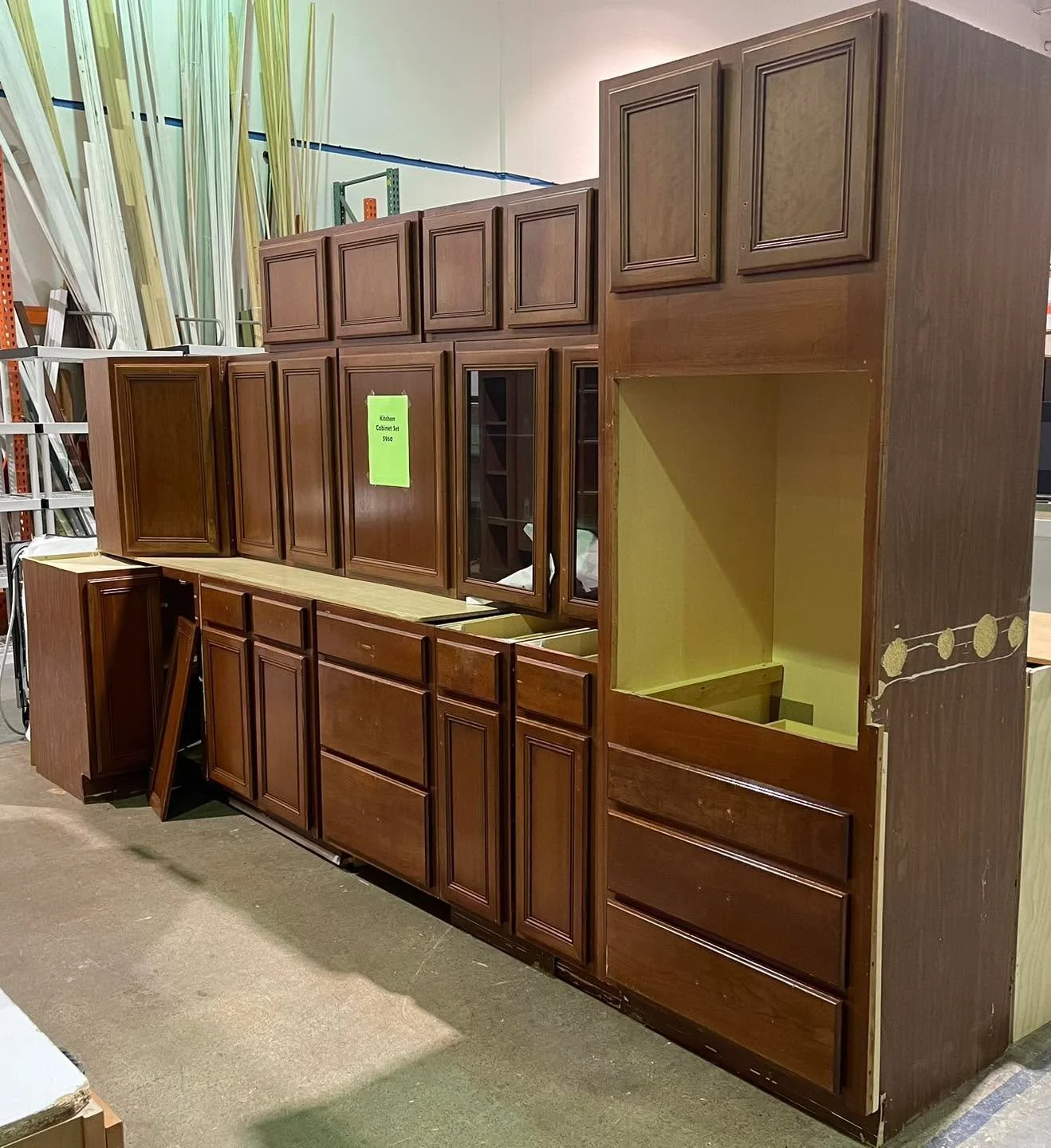 Kitchen cabinet set $950 - link with sizes in comments