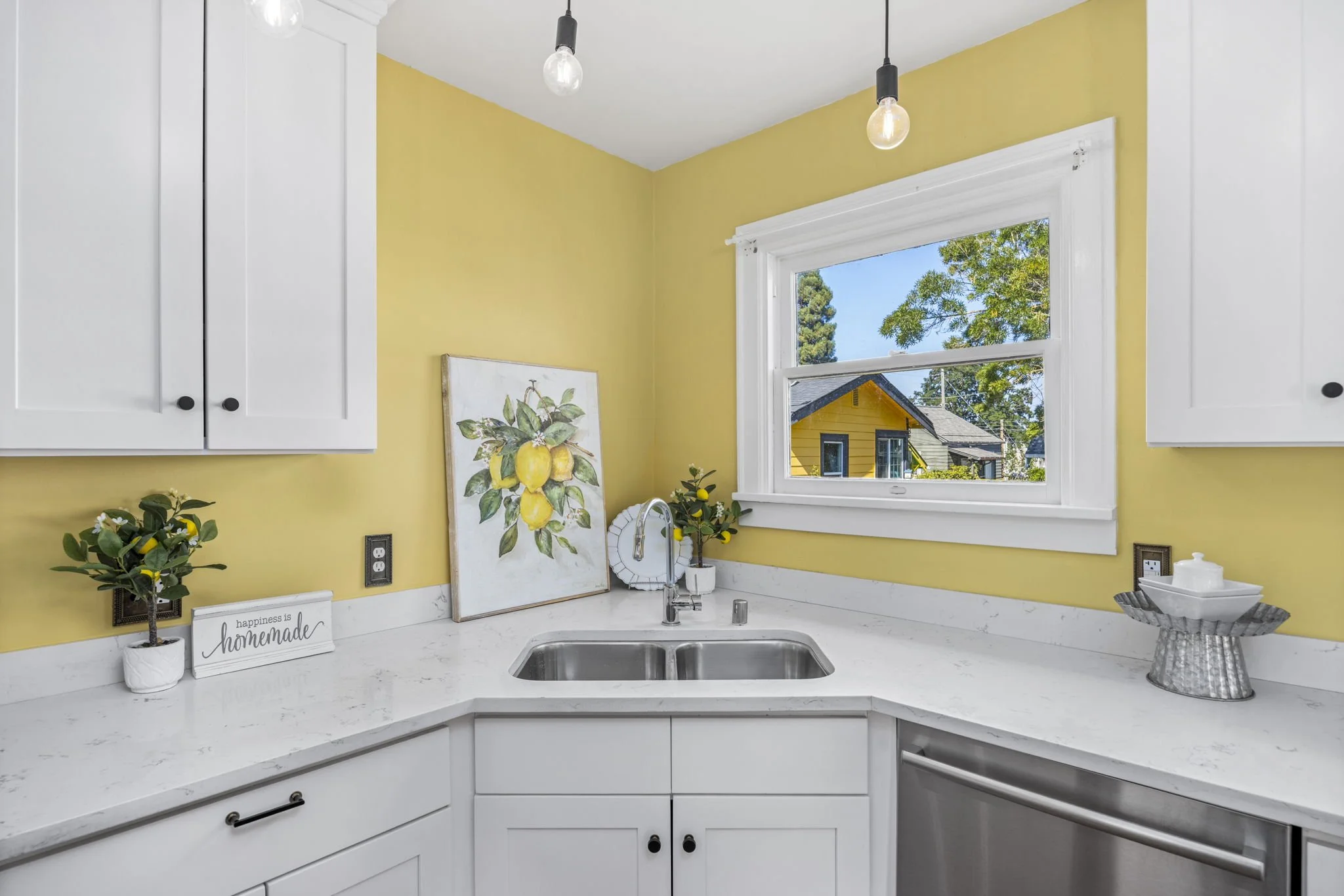 11-web-or-mls-1216-burwell-st.jpg