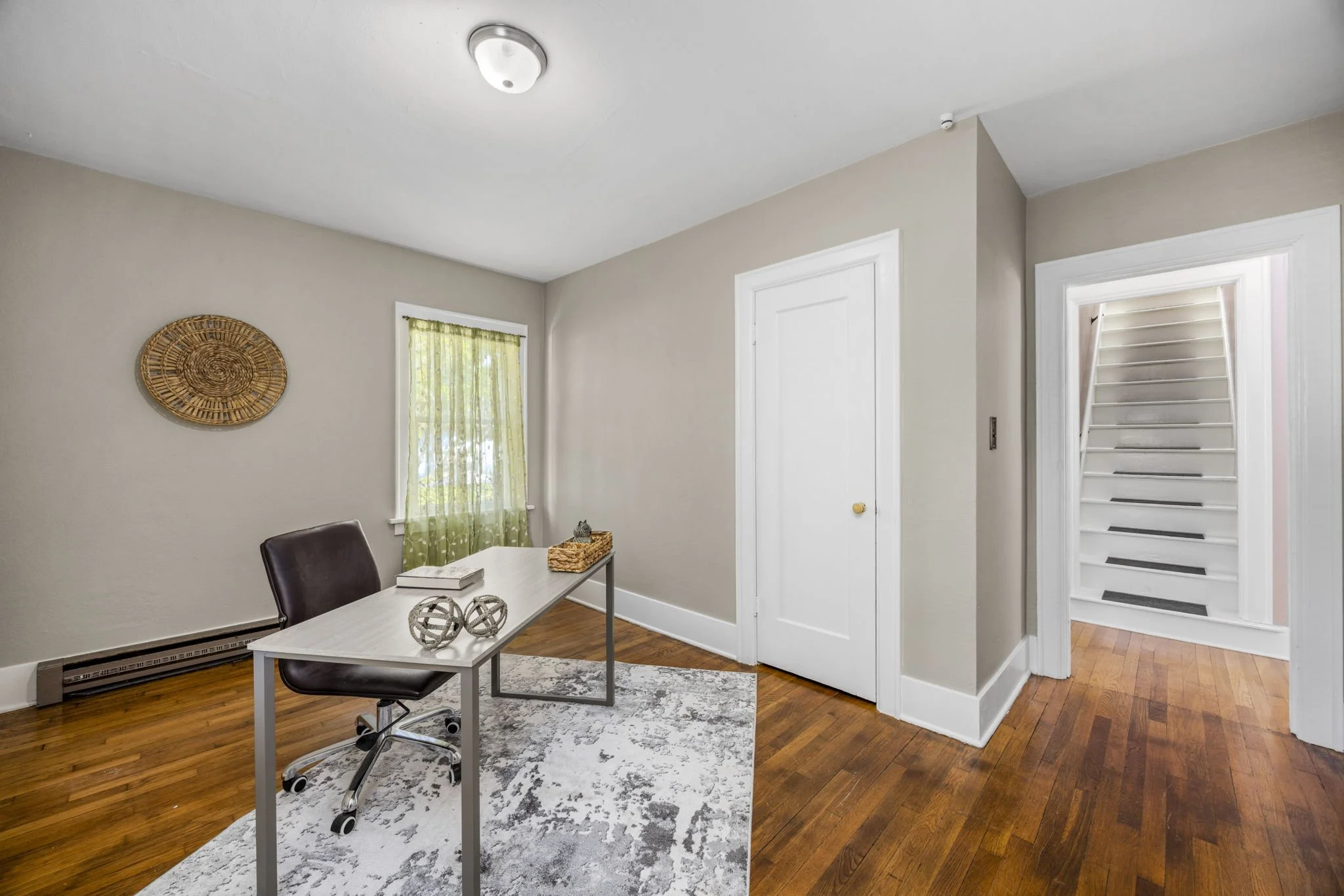 20-web-or-mls-1216-burwell-st.jpg