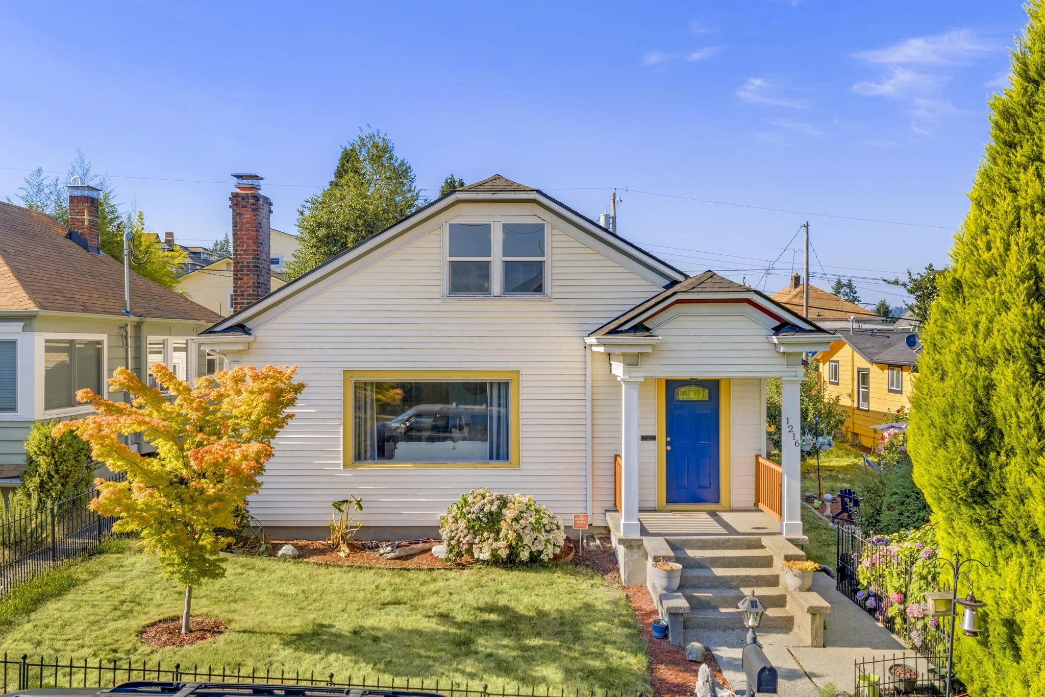 34-web-or-mls-1216-burwell-st.jpg