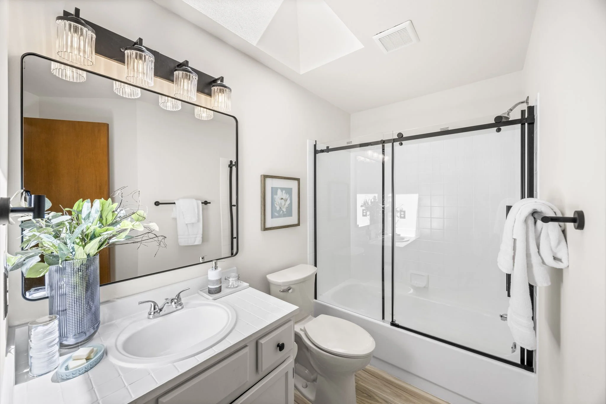 26-web-or-mls-12505-45th-ave-se.jpg