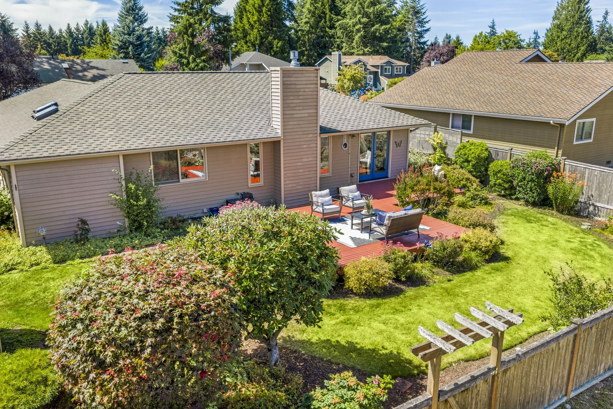 42-web-or-mls-12505-45th-ave-se.jpg