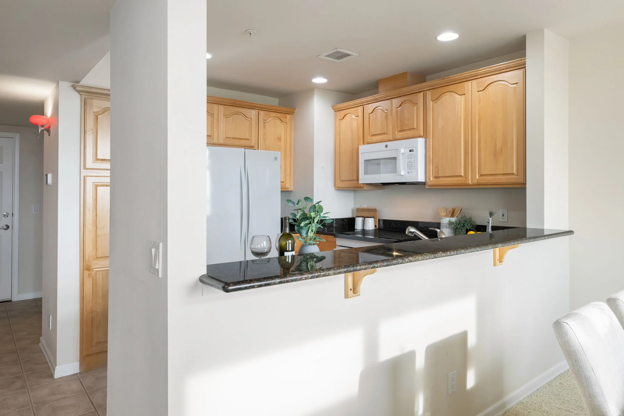 4847 California Ave SW 605_0017.jpg