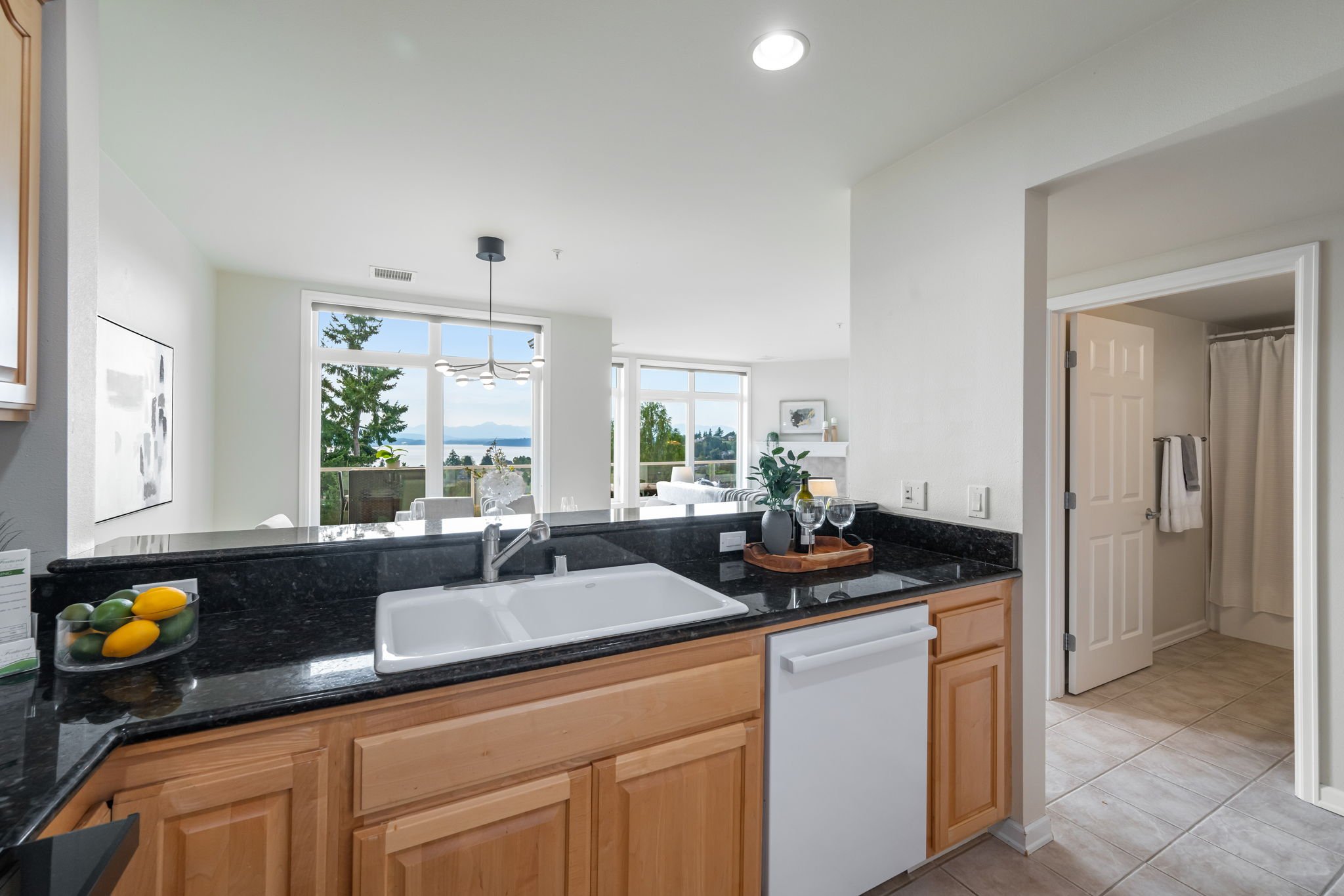 4847 California Ave SW 605_0020.jpg