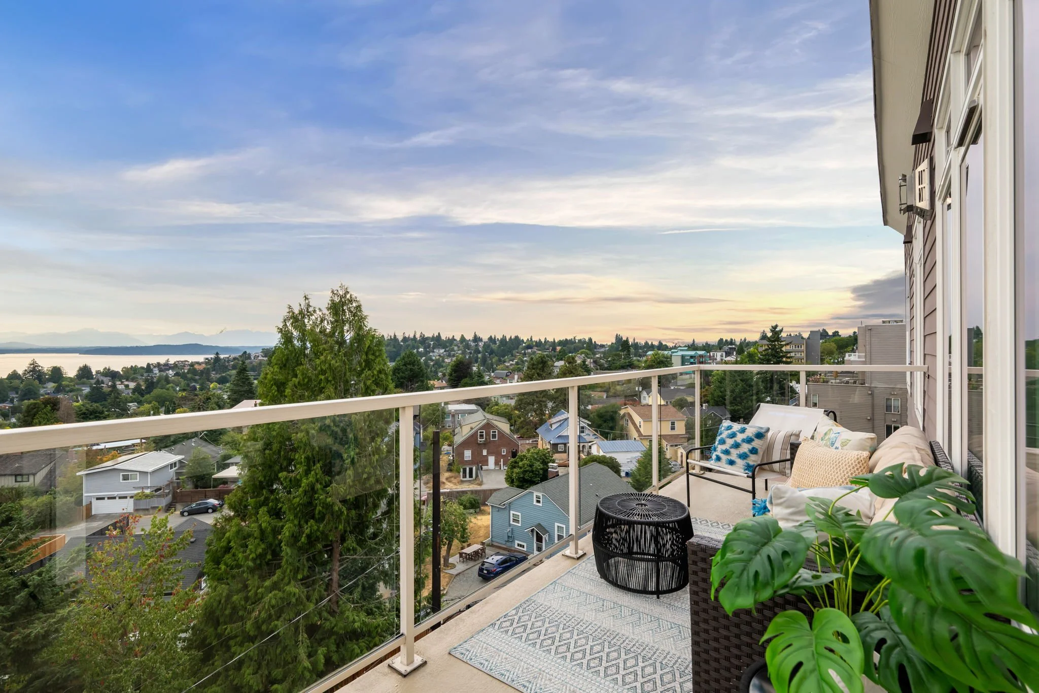 4847 California Ave SW 605_0038.jpg