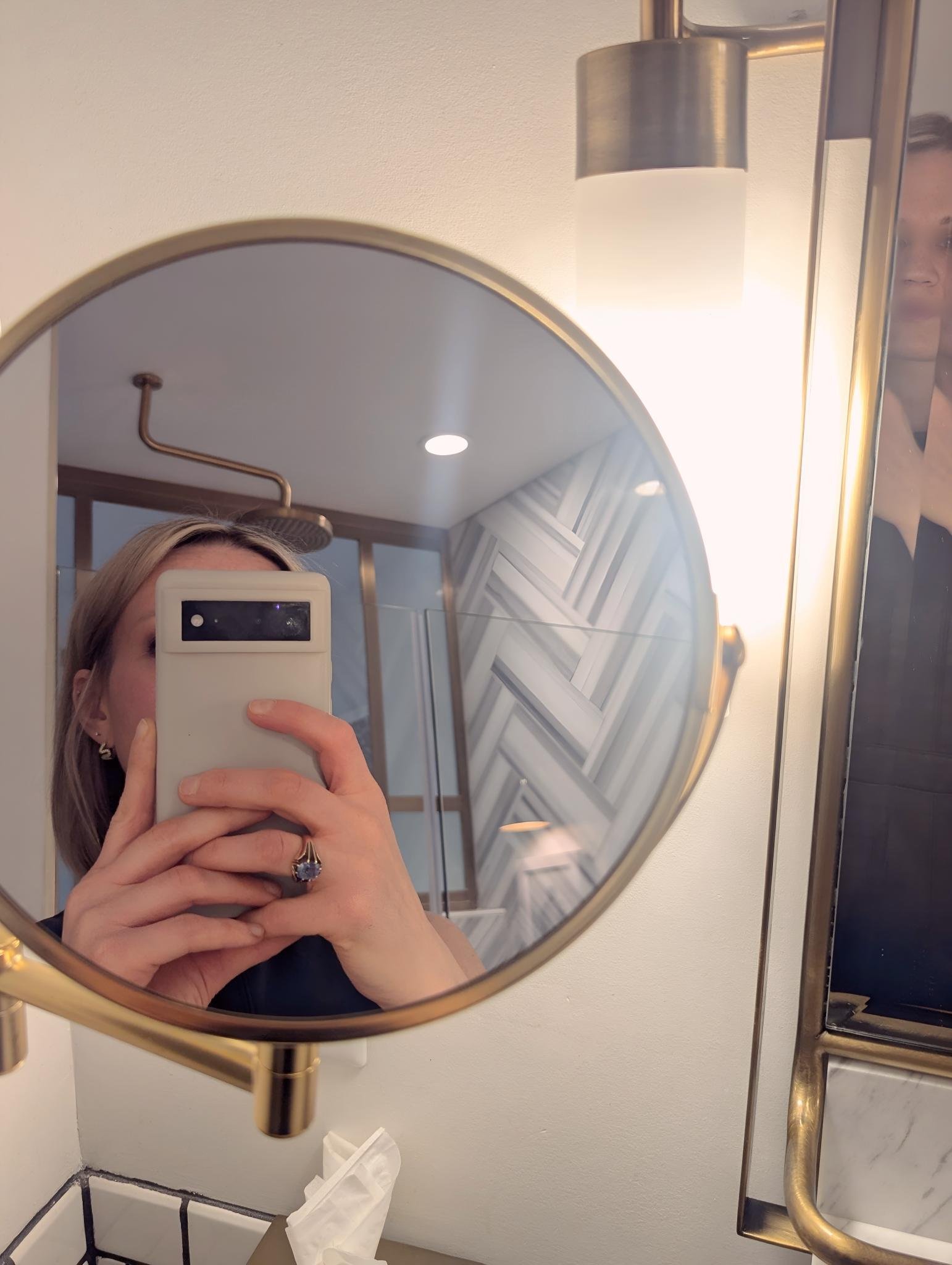 dual_mirrors.jpeg