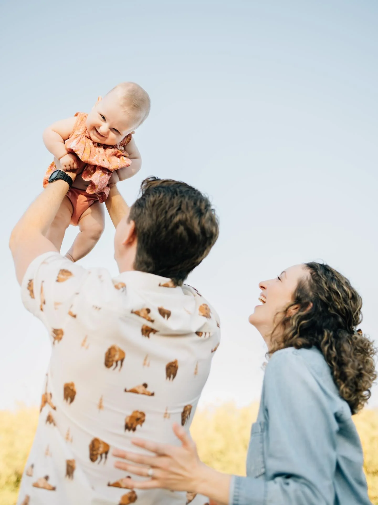 There&rsquo;s something about a photo like this that makes you swear you can hear the baby giggles right through the screen. Dad tossing their little one in the air, mom watching with that mix of joy and awe. These are the tiny slices of life you nev