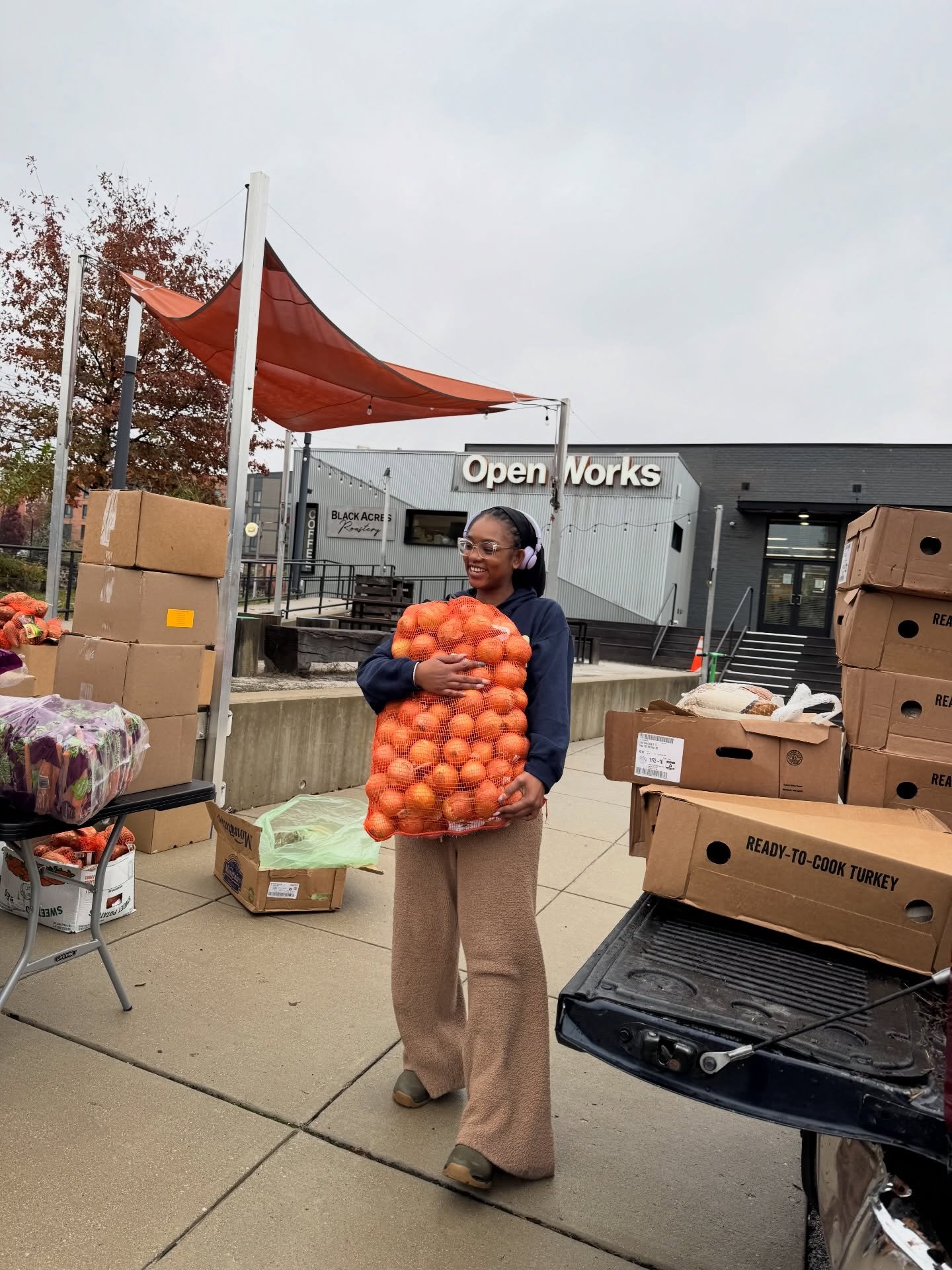 The May SHARE order deadline is fast approaching, Friday, May 8 at 5 PM. 

Don&rsquo;t miss your chance to get a Rib, Crab Boil or Seafood Package! 📦 

Distribution: Saturday, May 16 📍 Open Works &ndash; 1400 Greenmount Ave Order now through the li
