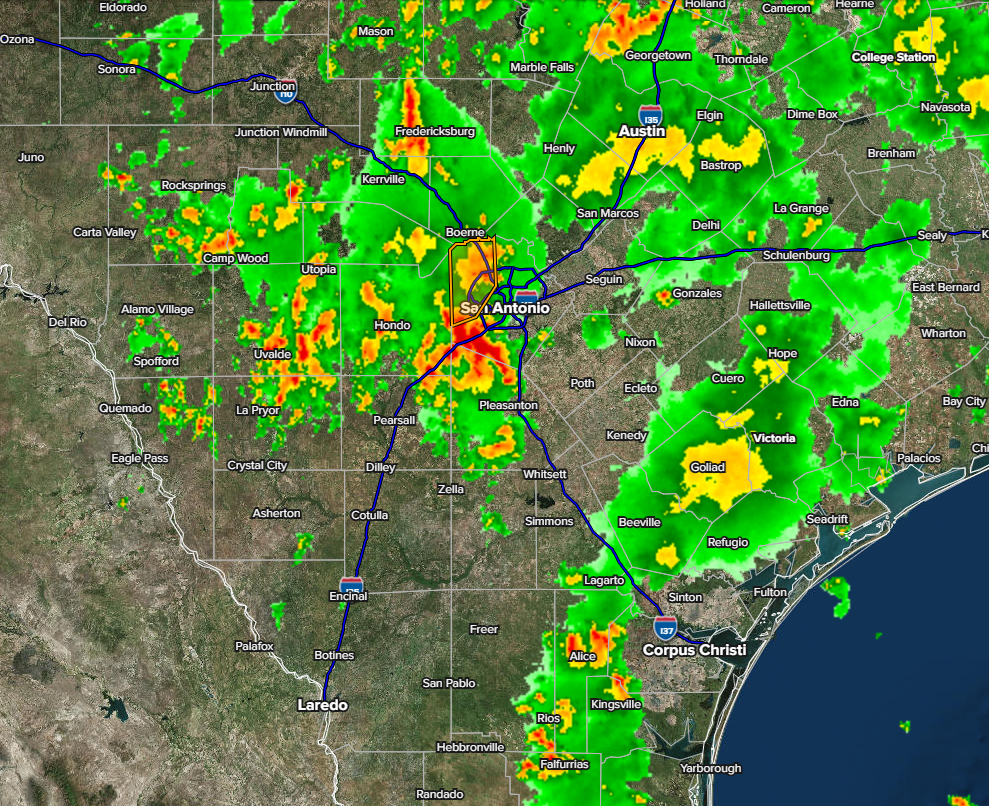 Serious rainfall is occurring right now in NW San Antonio!