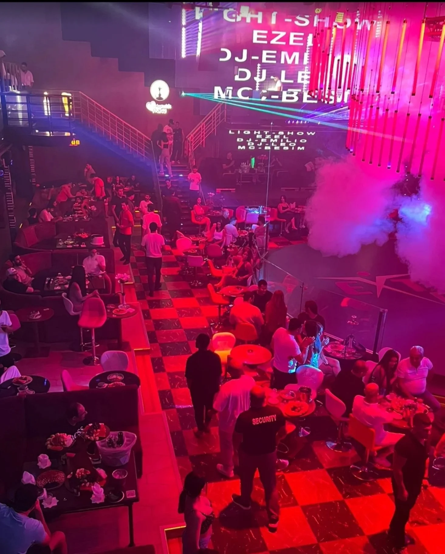 Nightlife in Baku. Clubs in Azerbaijan.  How to spend the night in Baku? 