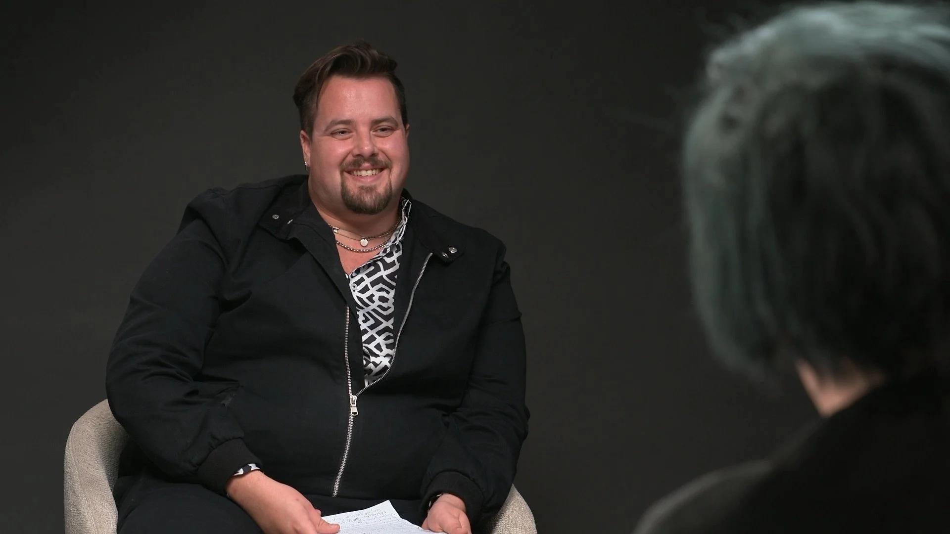  Stephen Daw, Former Billboard Staff Writer, Queer Music Journalist 