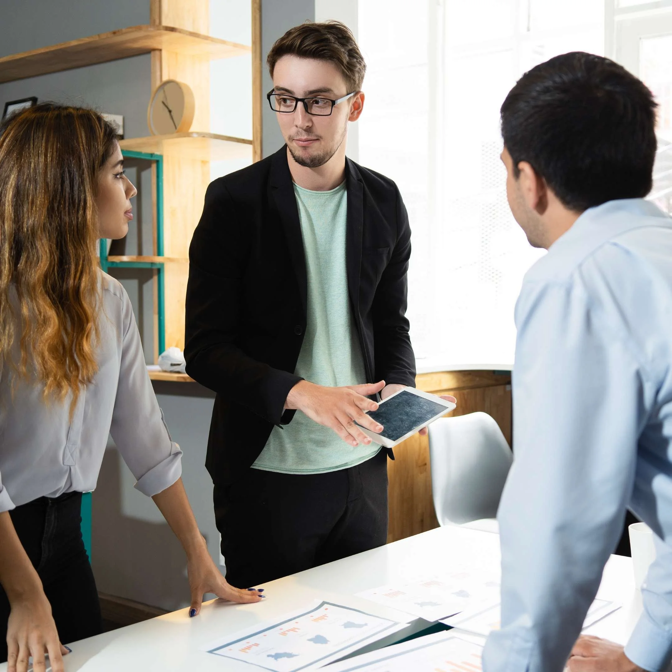 Mastering Delegation: Finding Trustworthy Team Members and Tips for Effective Delegation Without Losing Control
