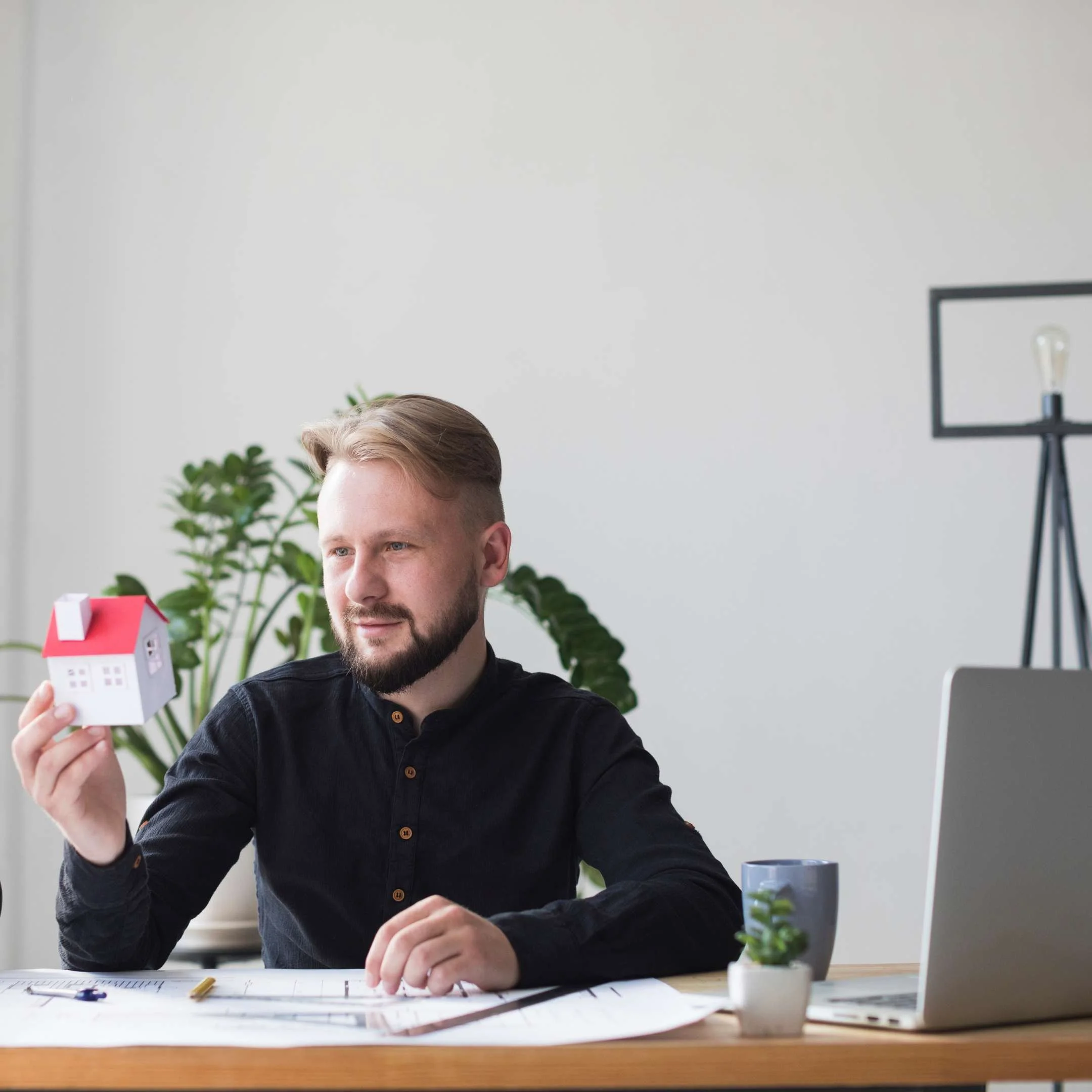 How to Leverage Real Estate for Passive Income as an Entrepreneur