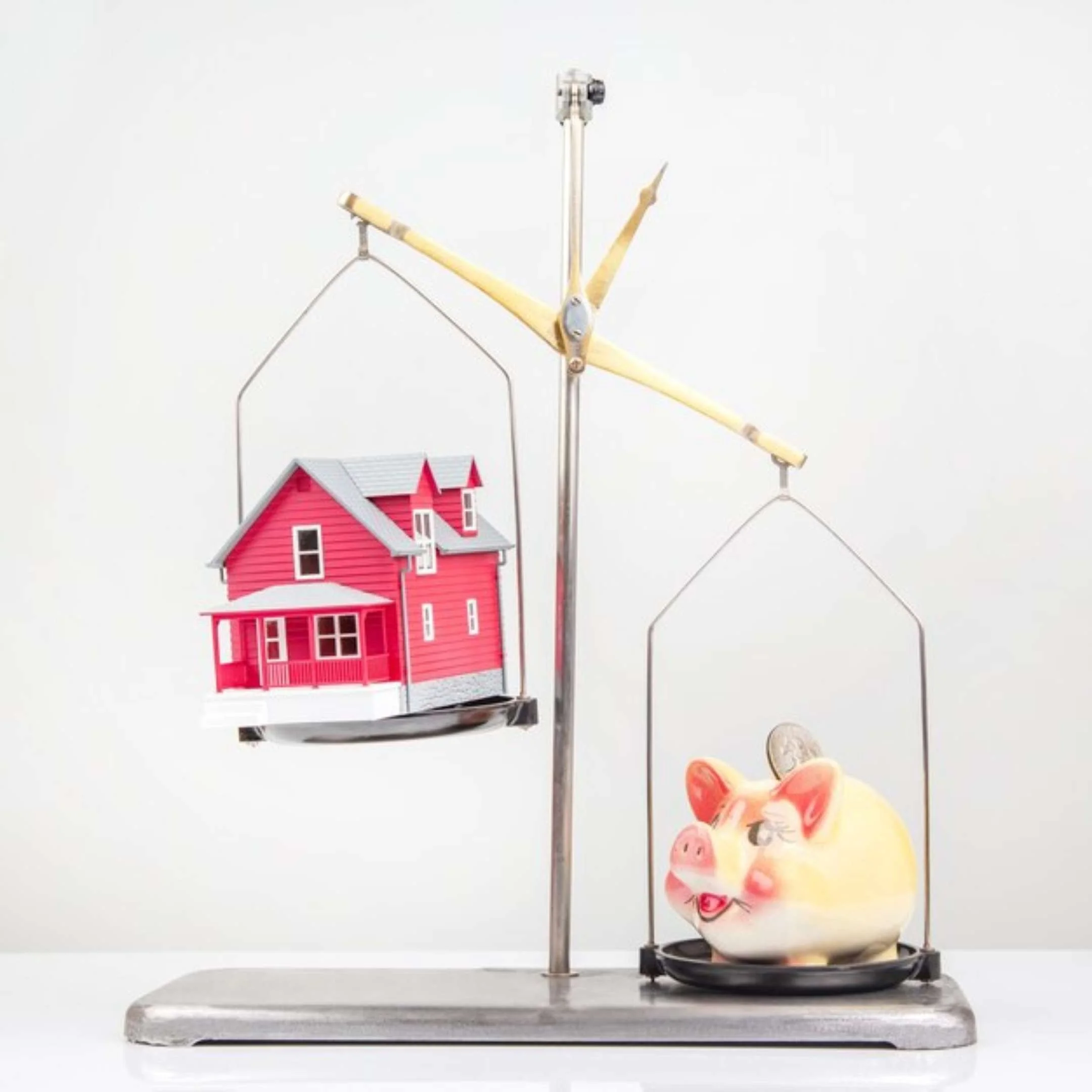 The Pros and Cons of Fixed-Rate vs. Adjustable-Rate Mortgages: Which is Right for You?