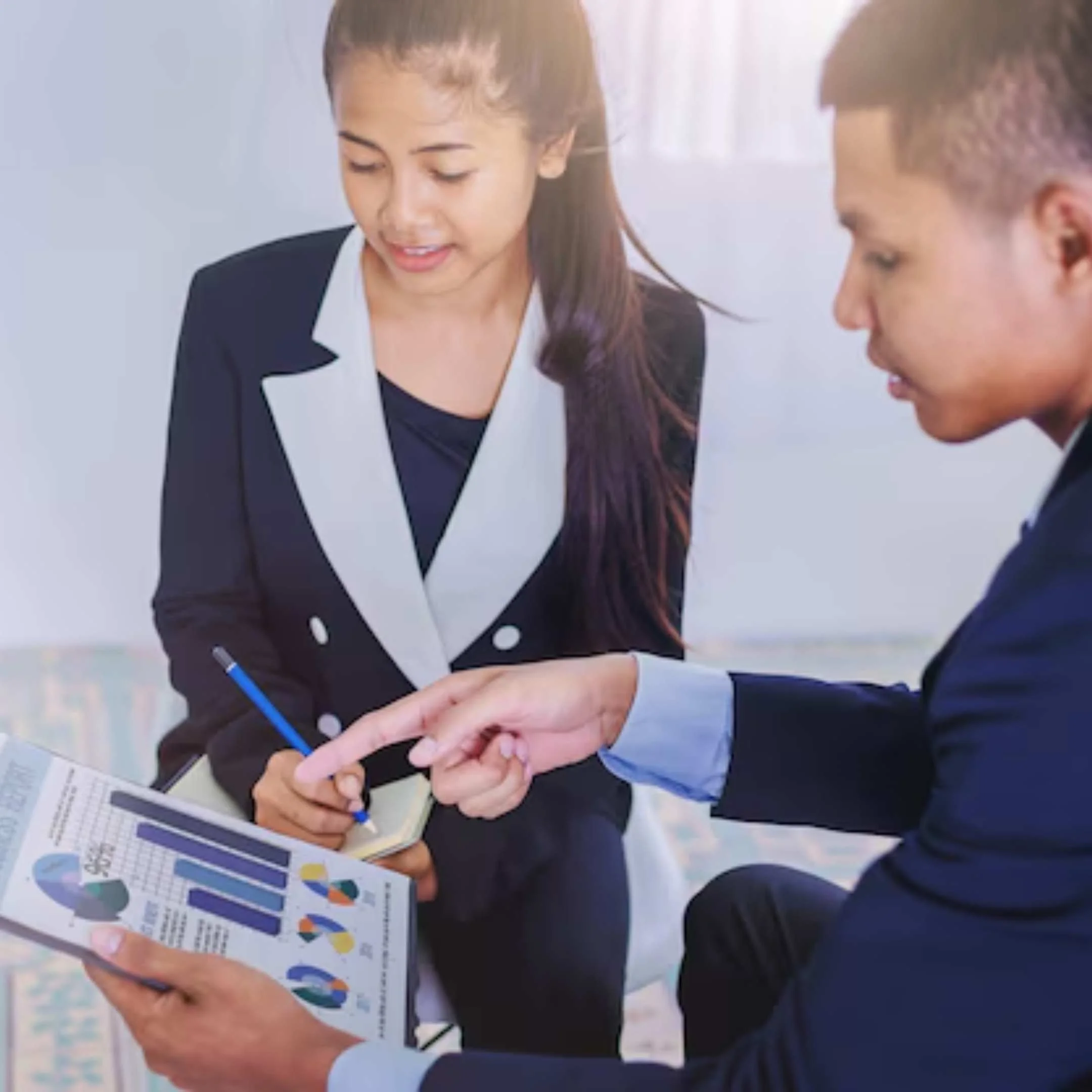 Building Wealth Through Real Estate: How to Find Expert Guidance for Your Investment Journey