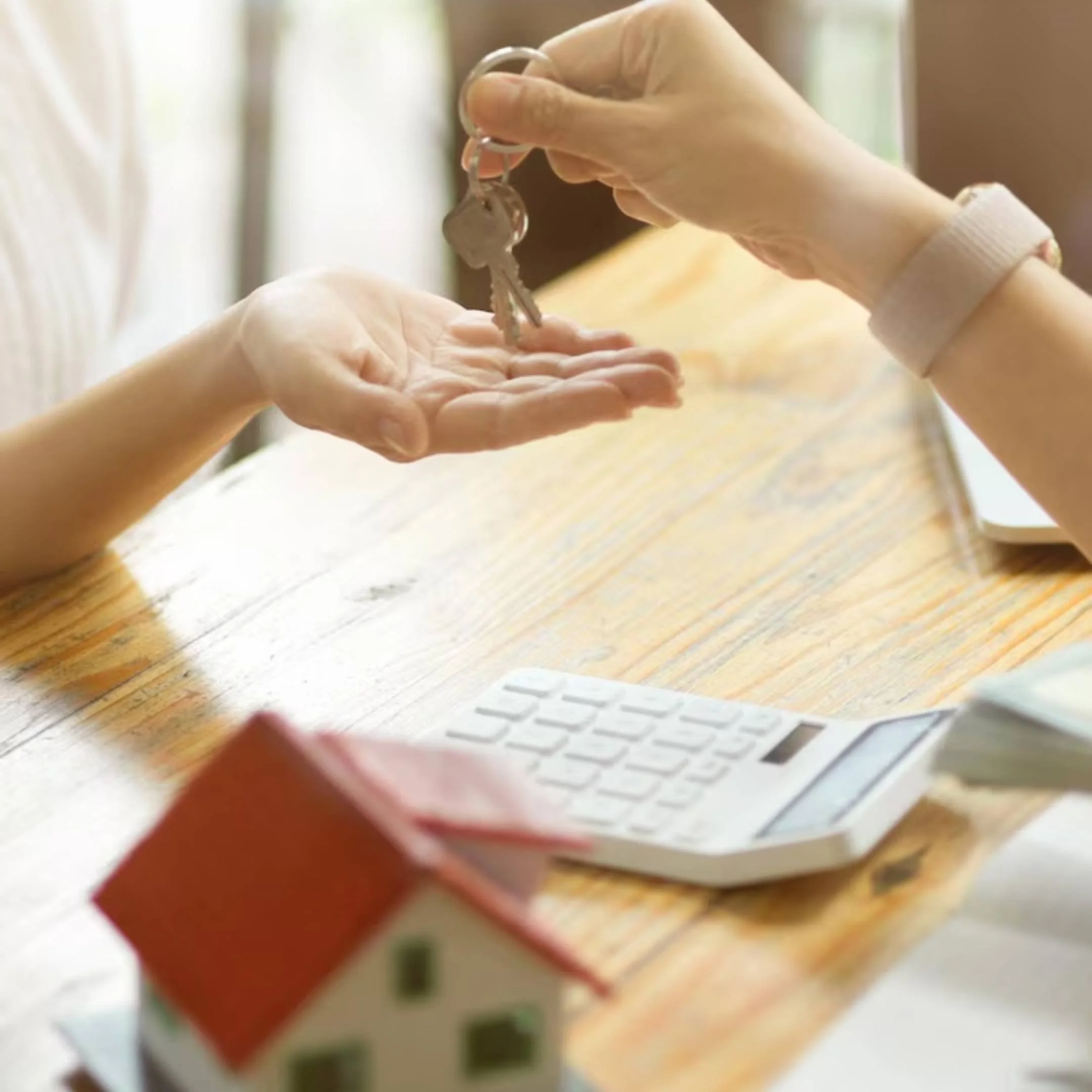 5 Ways eMortgages Make Homebuying Easier for First-Time Buyers