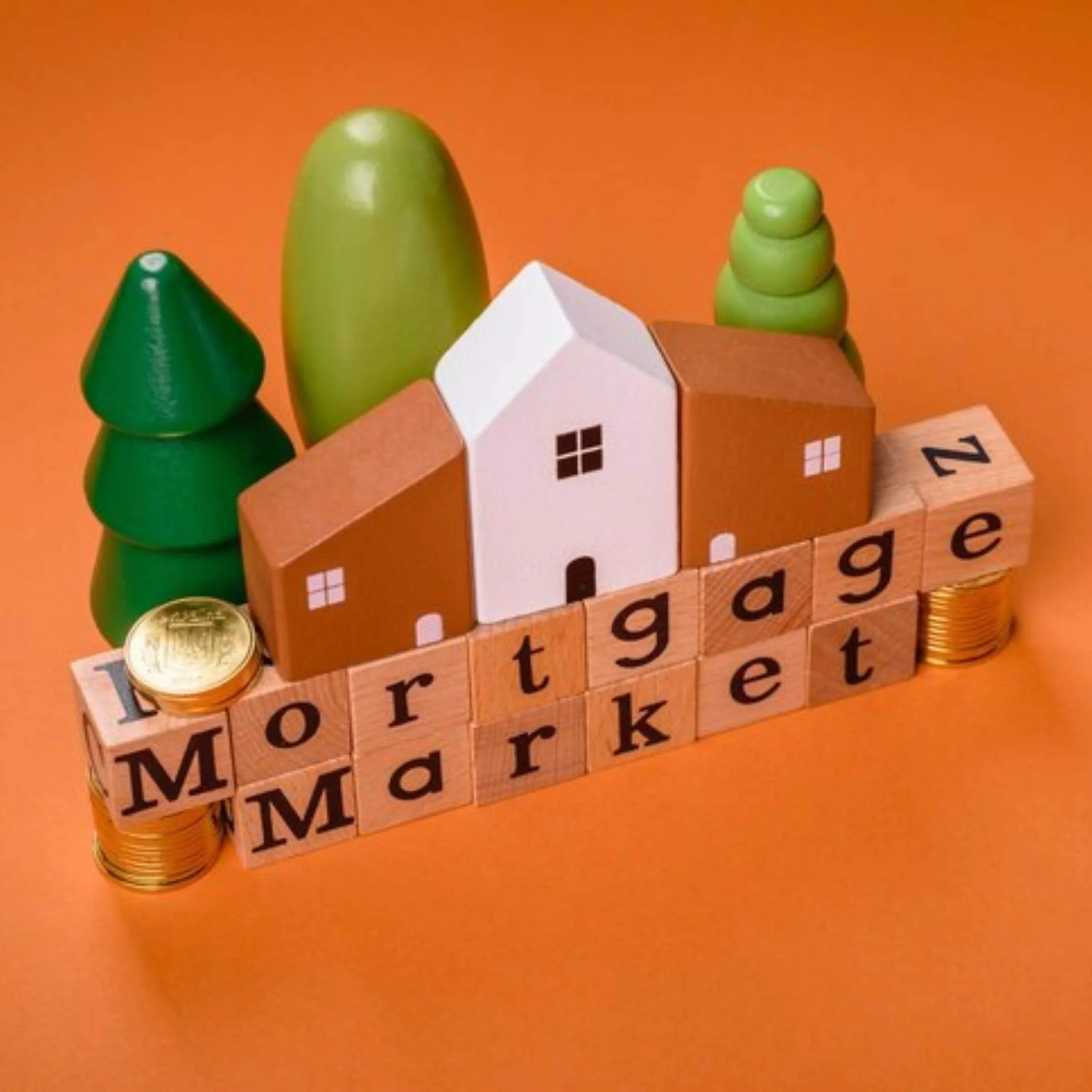 2025 Mortgage Forecasts: What Buyers and Investors Need to Know