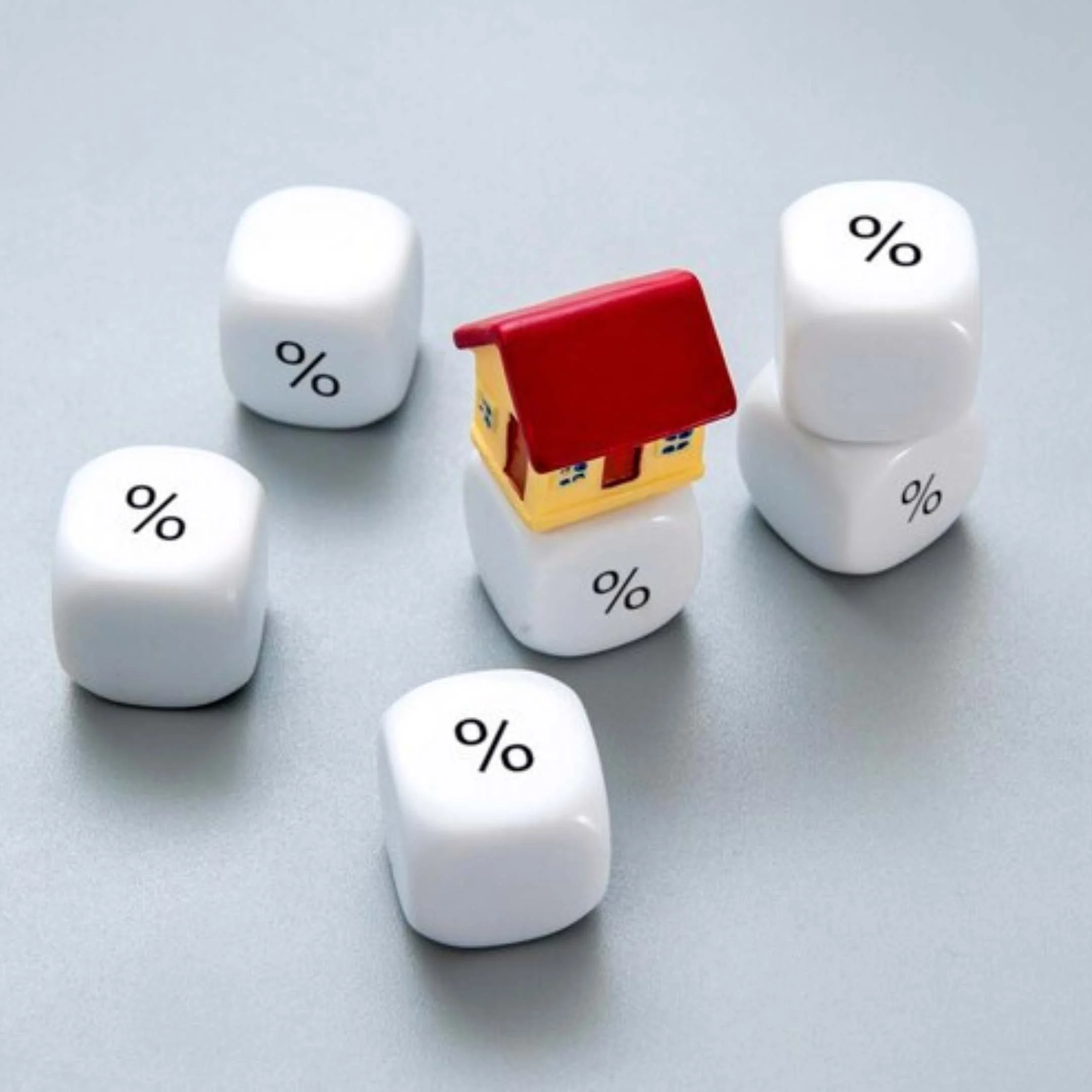 Credit Score Myths That Still Hurt Homebuyers in 2025