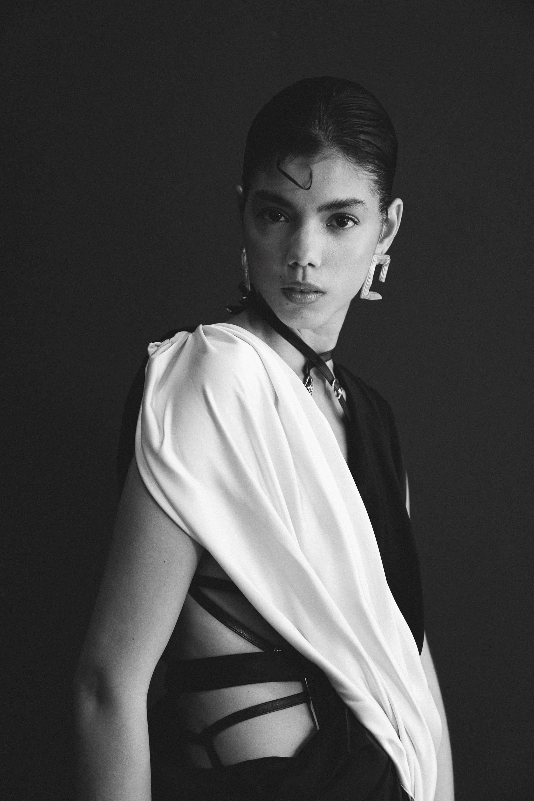 Photographer-SHAMAYIM-SSS07148-Edit.jpg