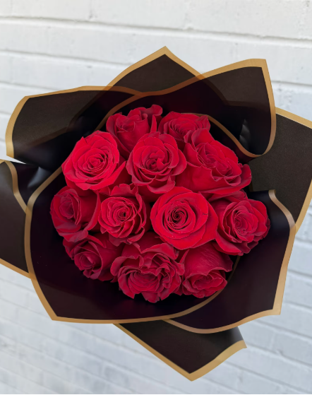Paper wrapped bouquet.png