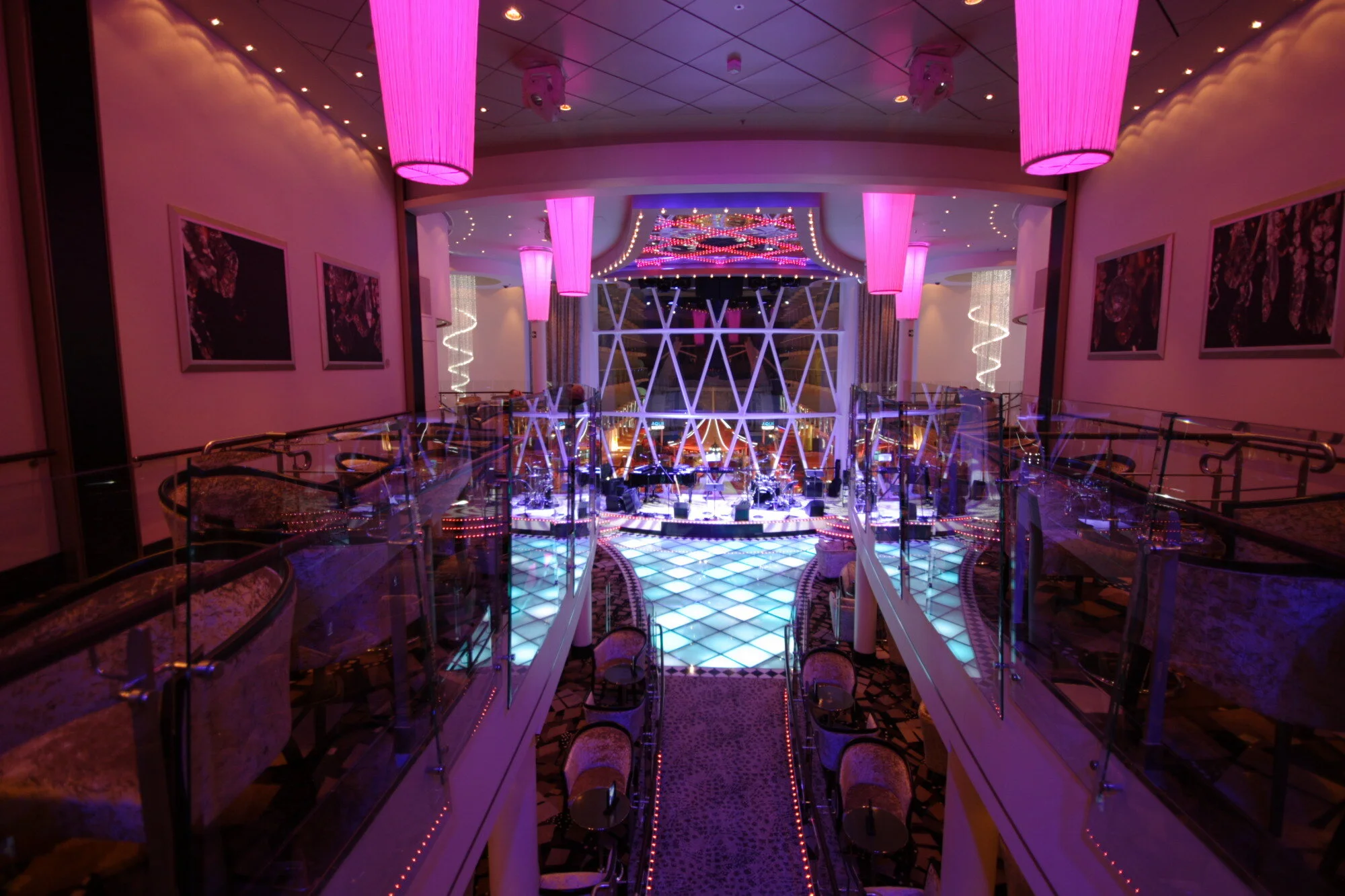 DAZZLES NIGHTCLUB