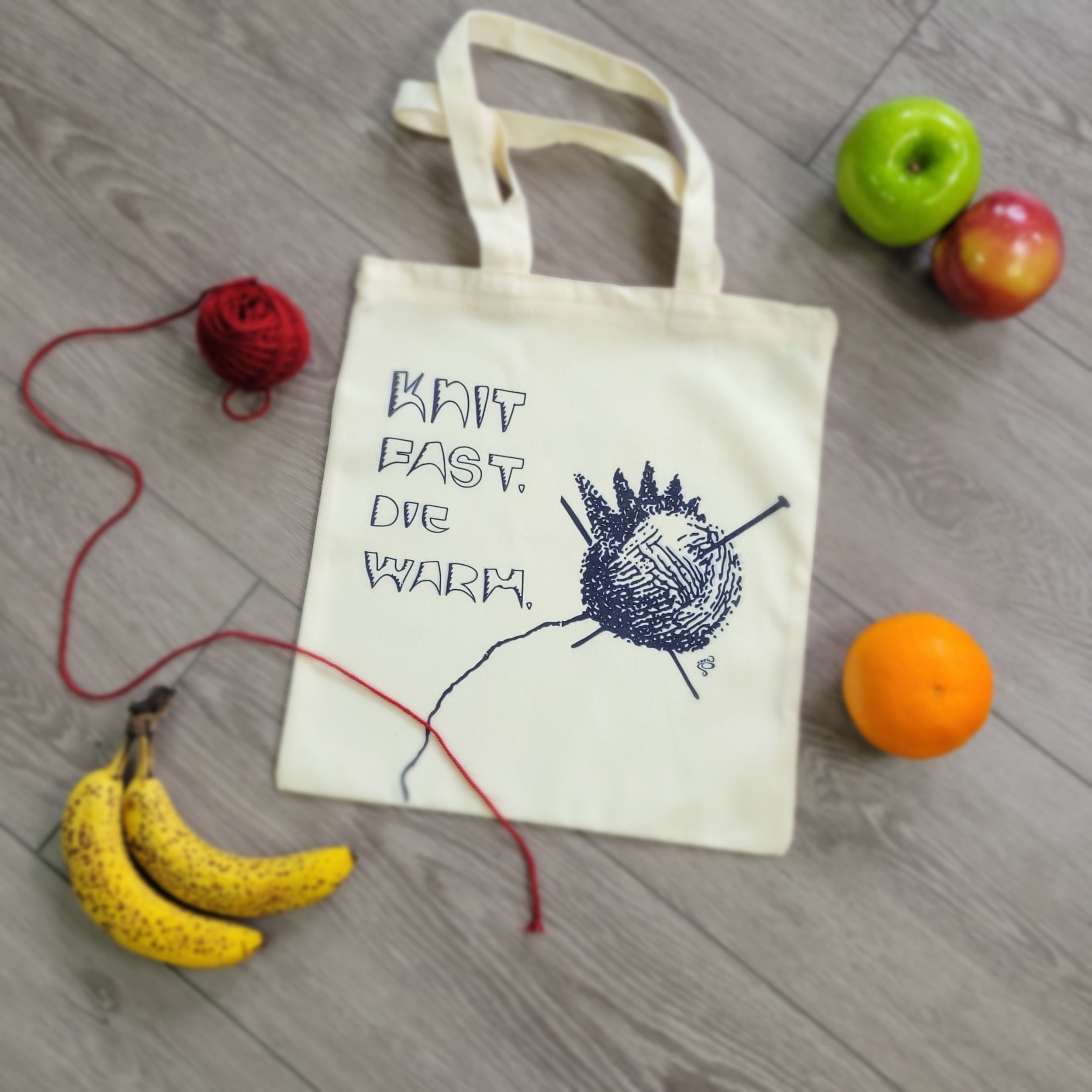 Knit Fast, Die Warm - Tote Bag