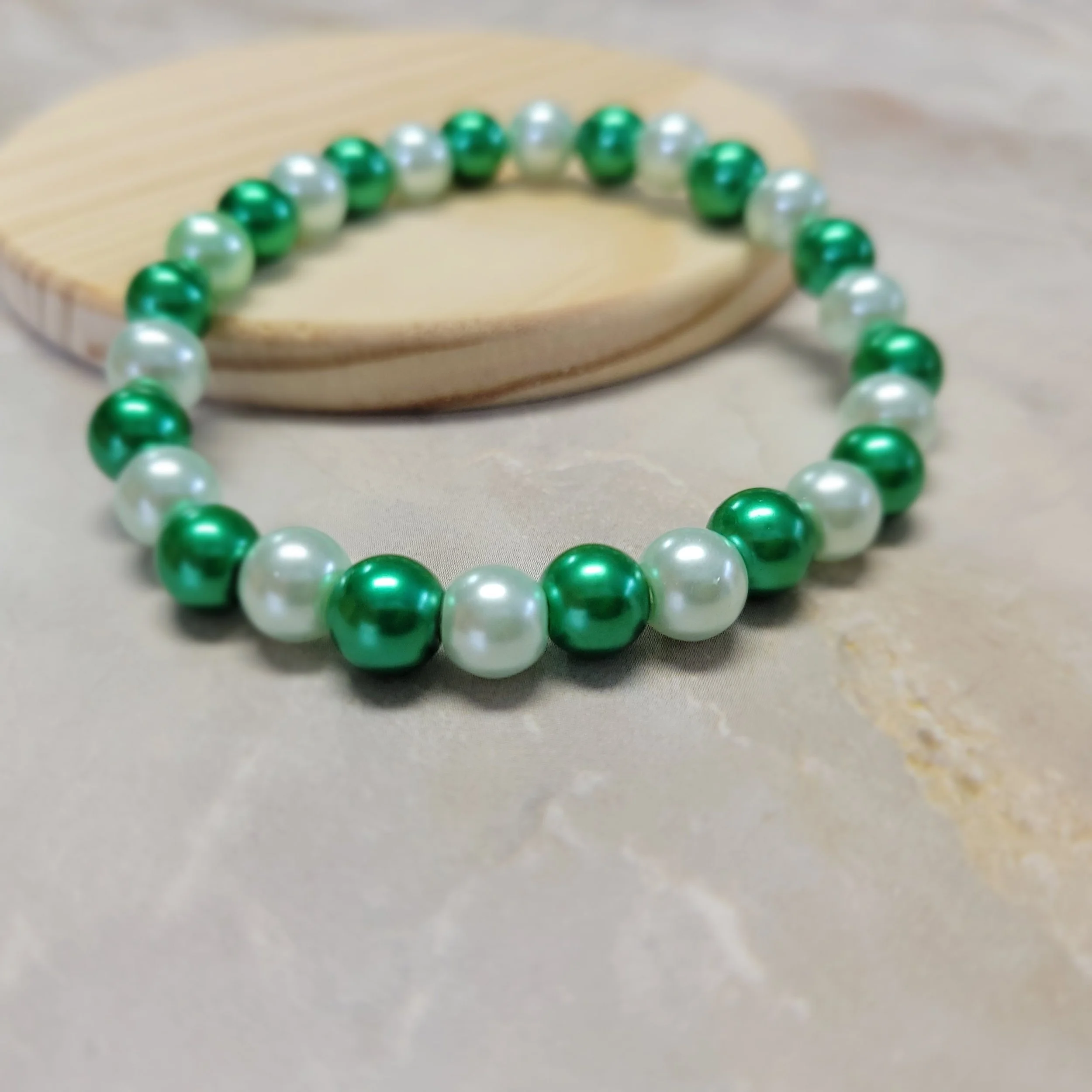 Pearly Green Beaded Bracelet