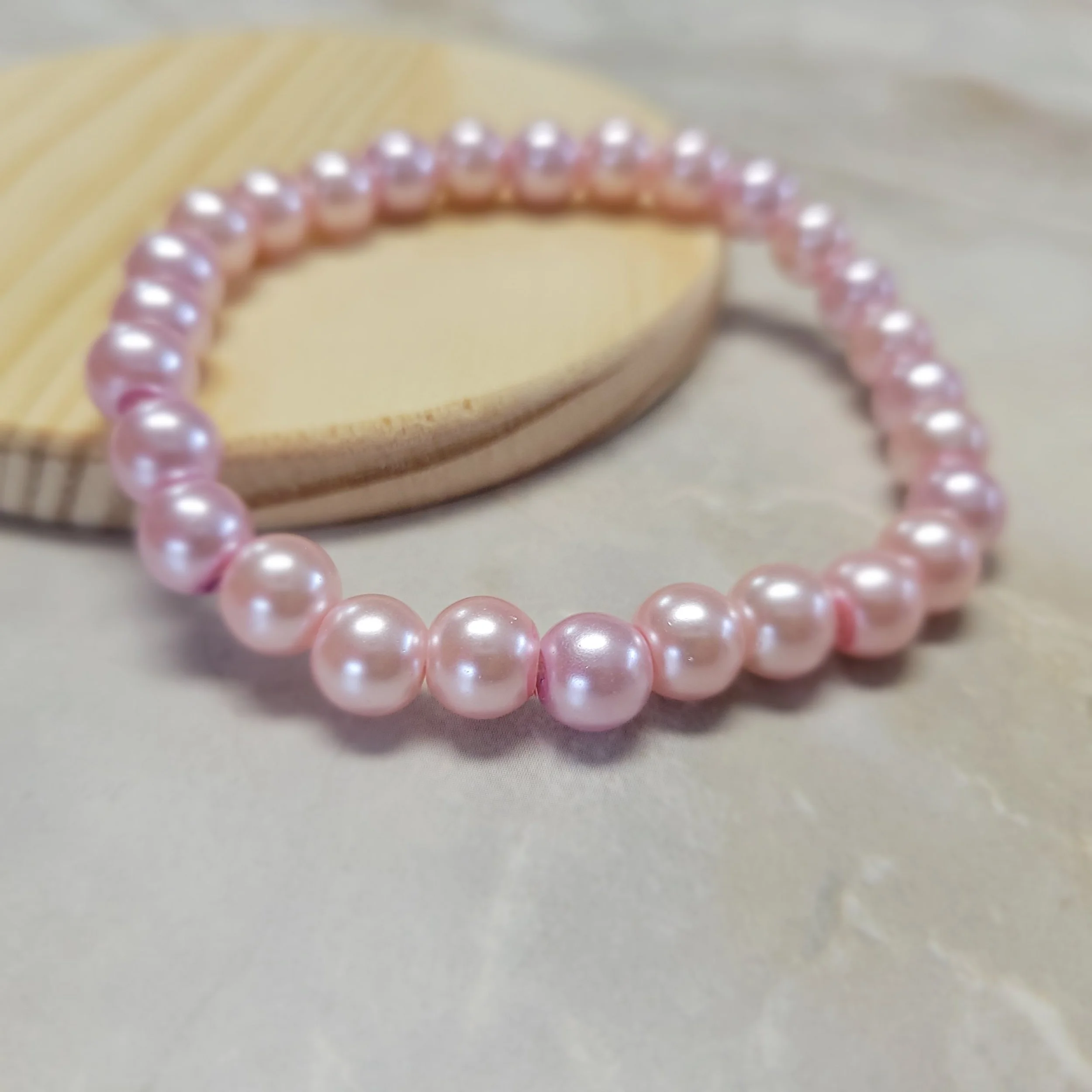 Pinky Pearl Beaded Bracelet
