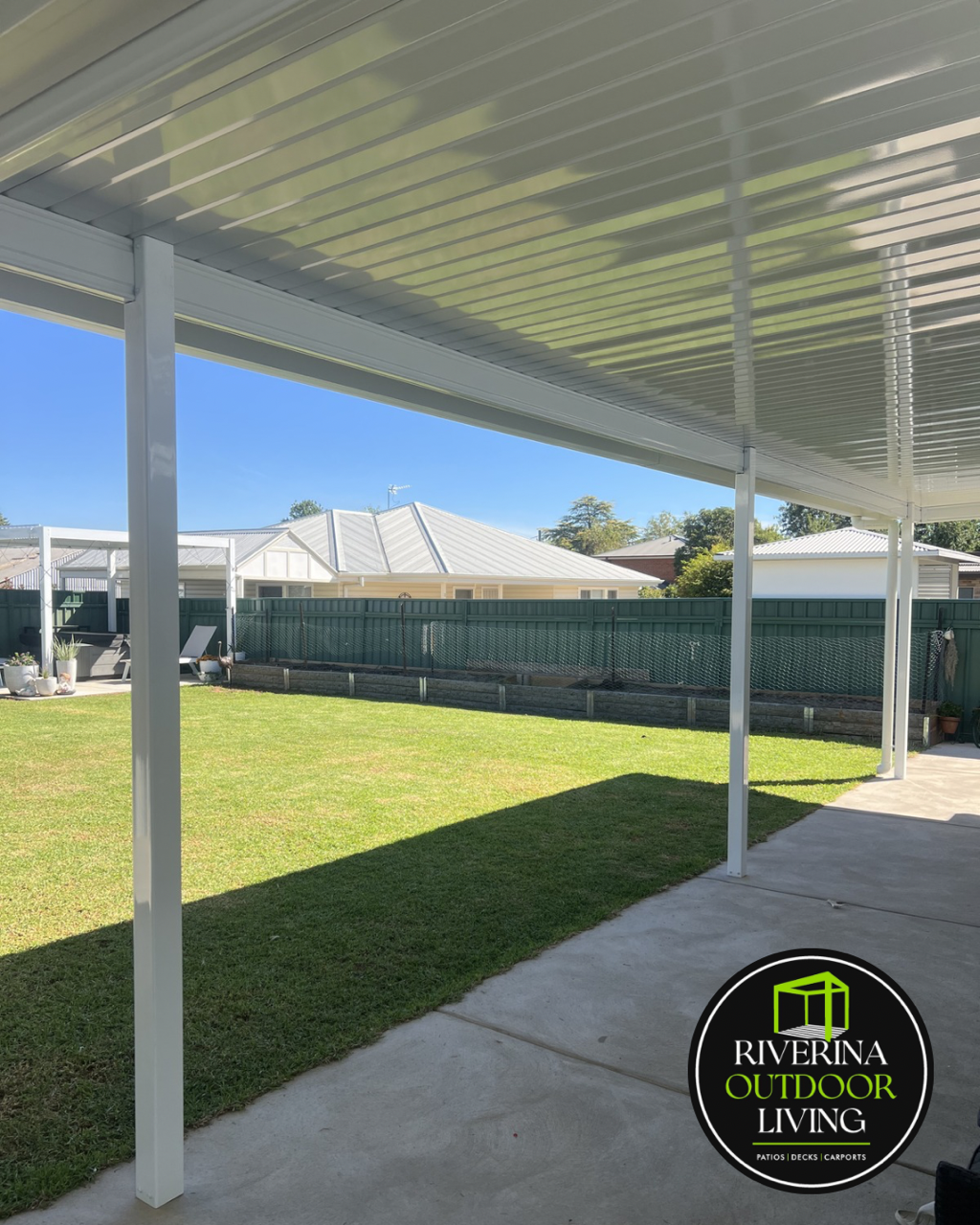 riverinaoutdoorliving riverinaoutdoorblinds wagga wagga lysaght flatdek patio awning pergola raised extenda brackets