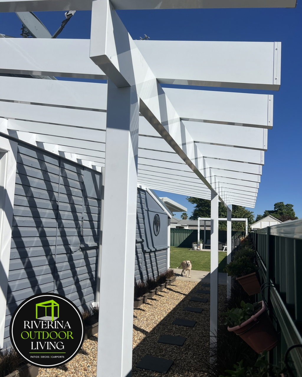 riverinaoutdoorliving riverinaoutdoorblinds wagga wagga Aluminium beam pergola shade plants
