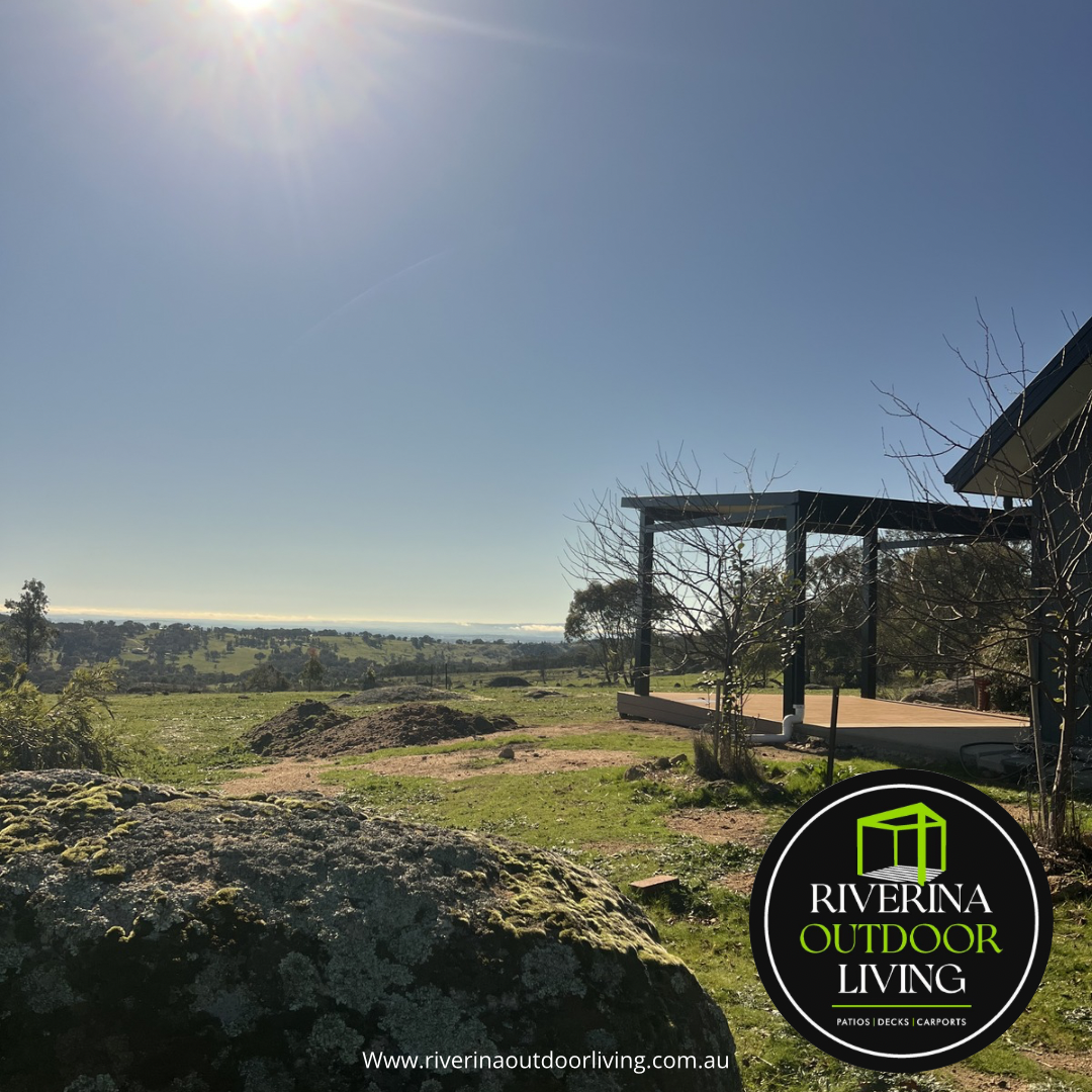 freestanding Versiclad ceiling insulated roof sheet pergola patio ecodeck deck Riverina outdoor living wagga wagga