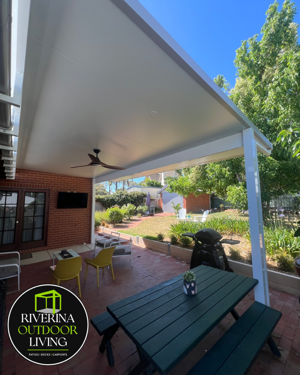 flyover raised Riser bracket versiclad insulated patio Riverina outdoor living
