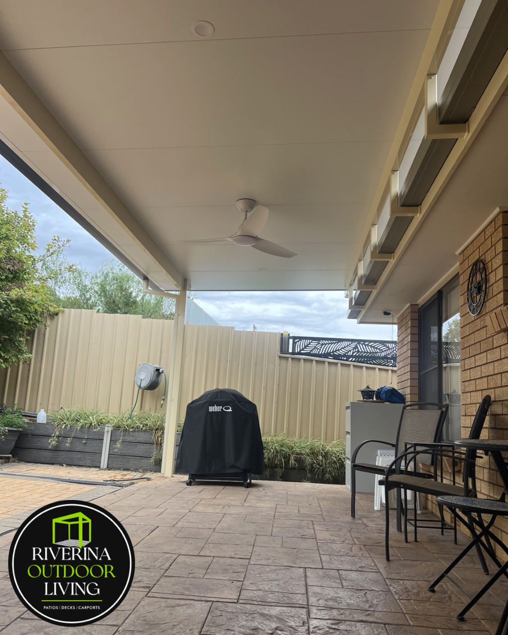 flyover raised Riser bracket versiclad insulated patio Riverina outdoor living