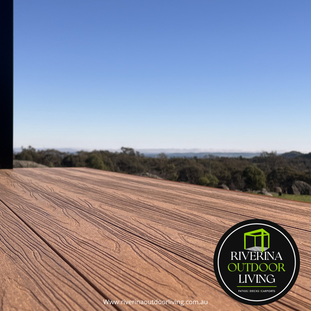 freestanding Versiclad ceiling insulated roof sheet pergola patio ecodeck deck Riverina outdoor living wagga wagga outdoor design 