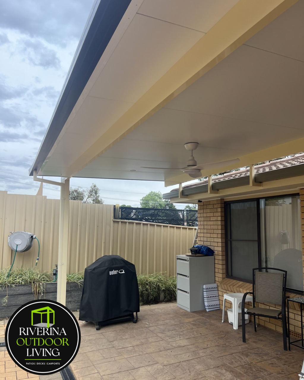 flyover raised Riser bracket versiclad insulated patio Riverina outdoor living