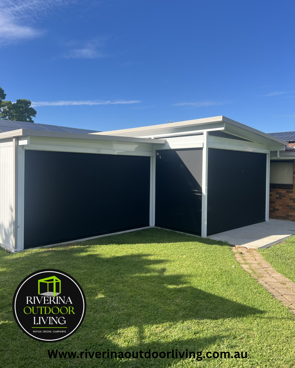 Zip track outdoor blinds