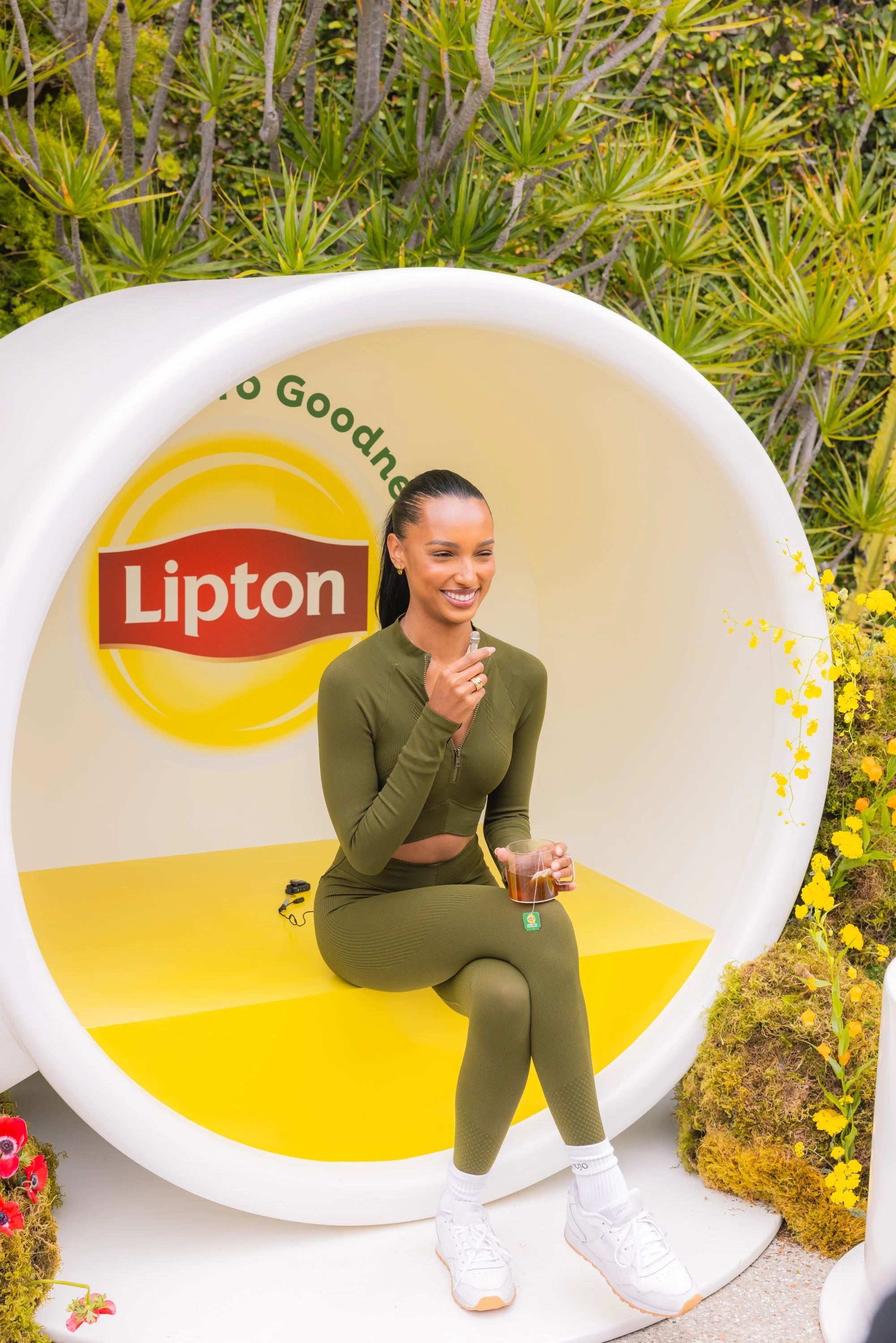 HAPPYMONDAY_LIPTON-8537.jpg