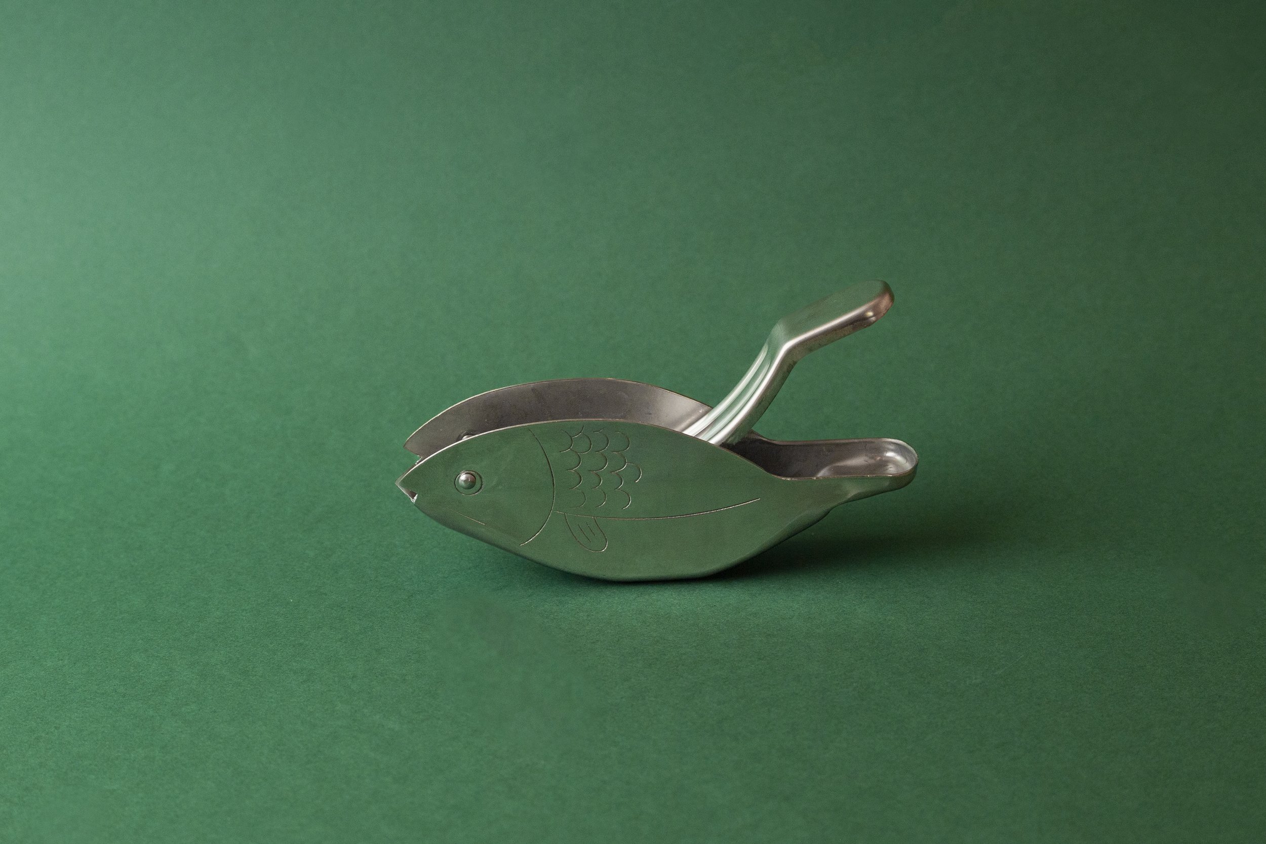 Fish Lemon Squeezer