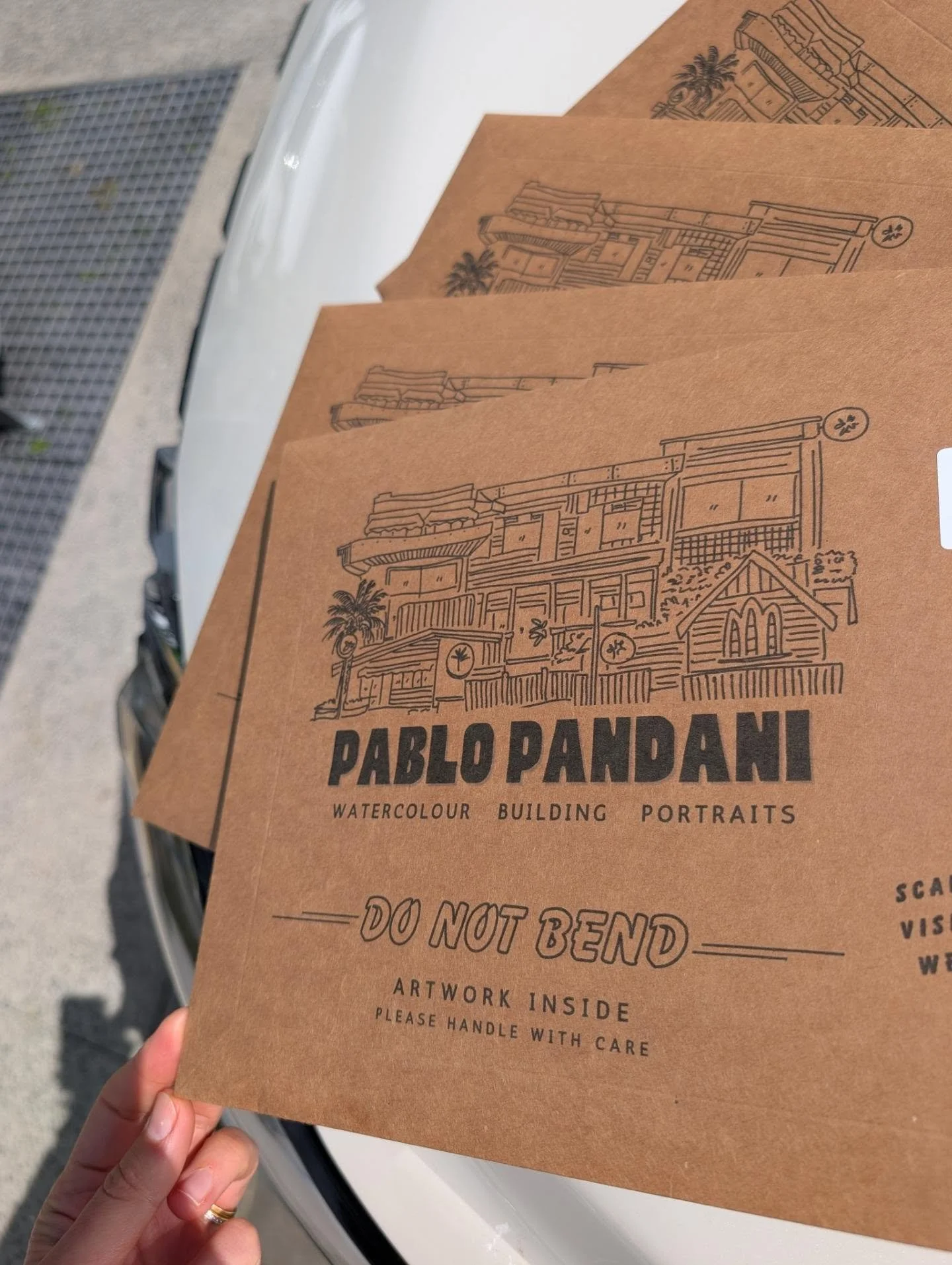 Pablo Pandani mailers are here! And how good is this?!

Made from recycled material and FSC certified, and every time I order more from @heapsgoodpackaging they plant a tree. 

Tell me what you think of the design in the comments - are they better th
