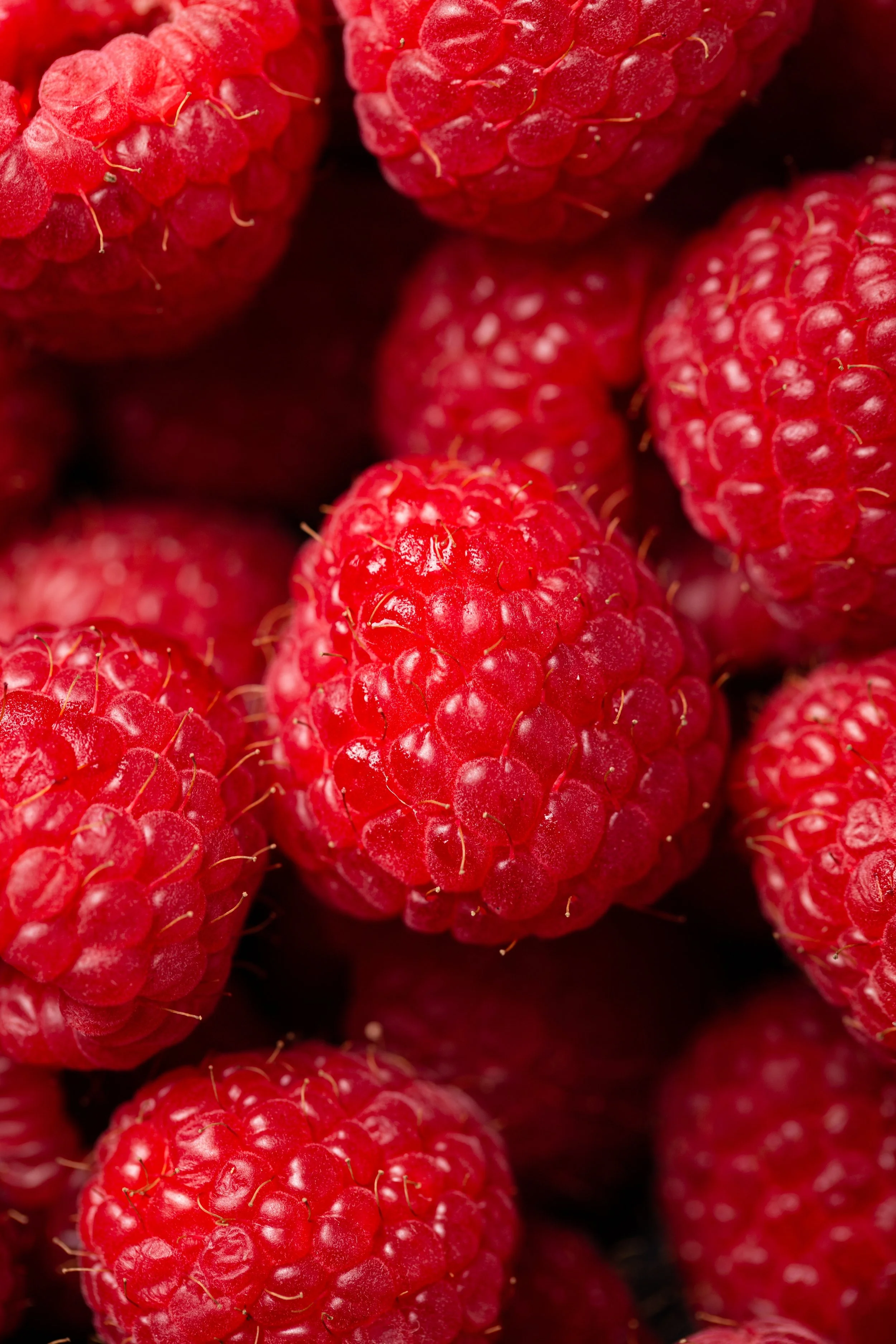 cute-fresh-raspberries-background.jpg