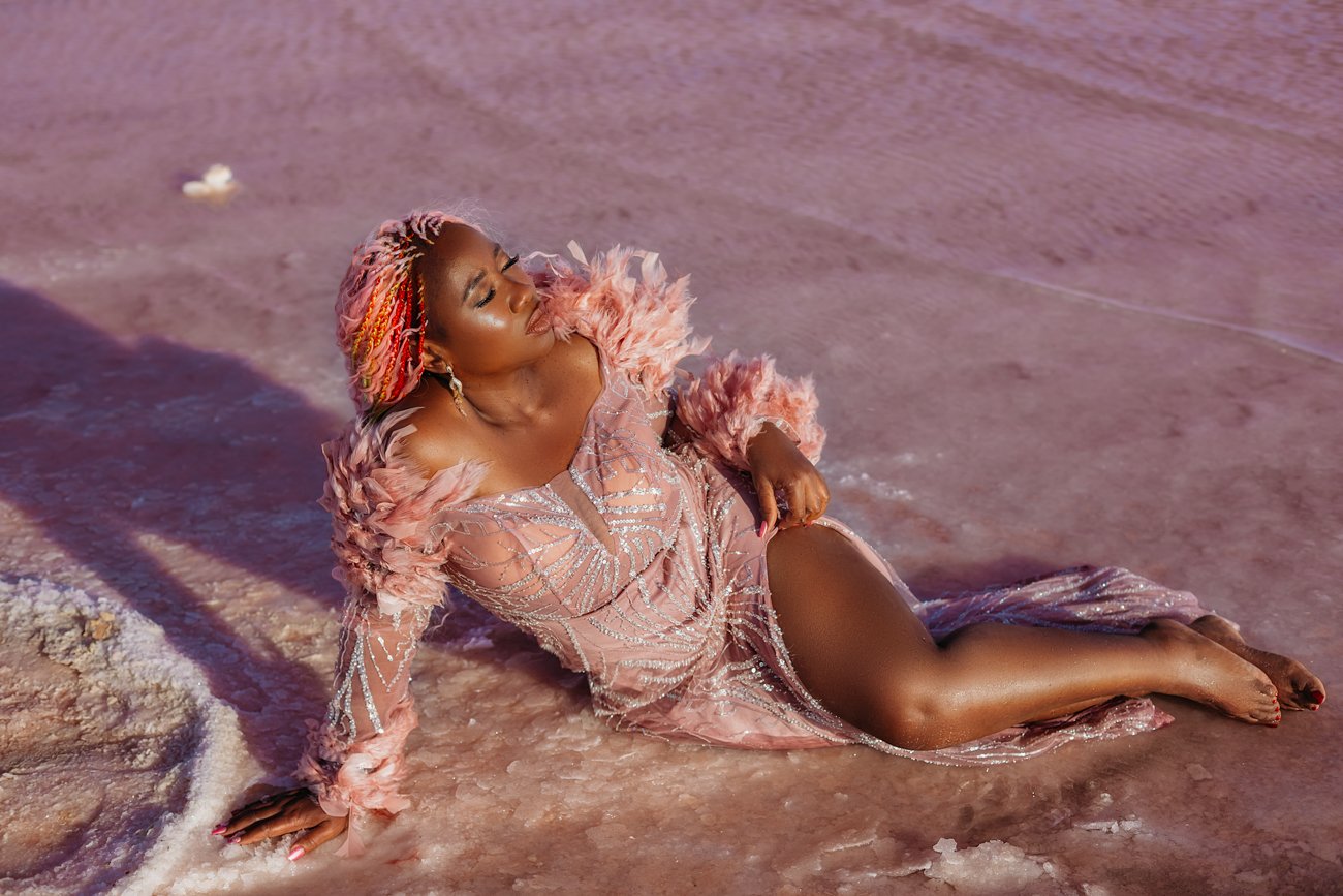 Utah-Boudoir-Photographer-Pink-Lake-Utah-Spiral-Jetty--3.jpg