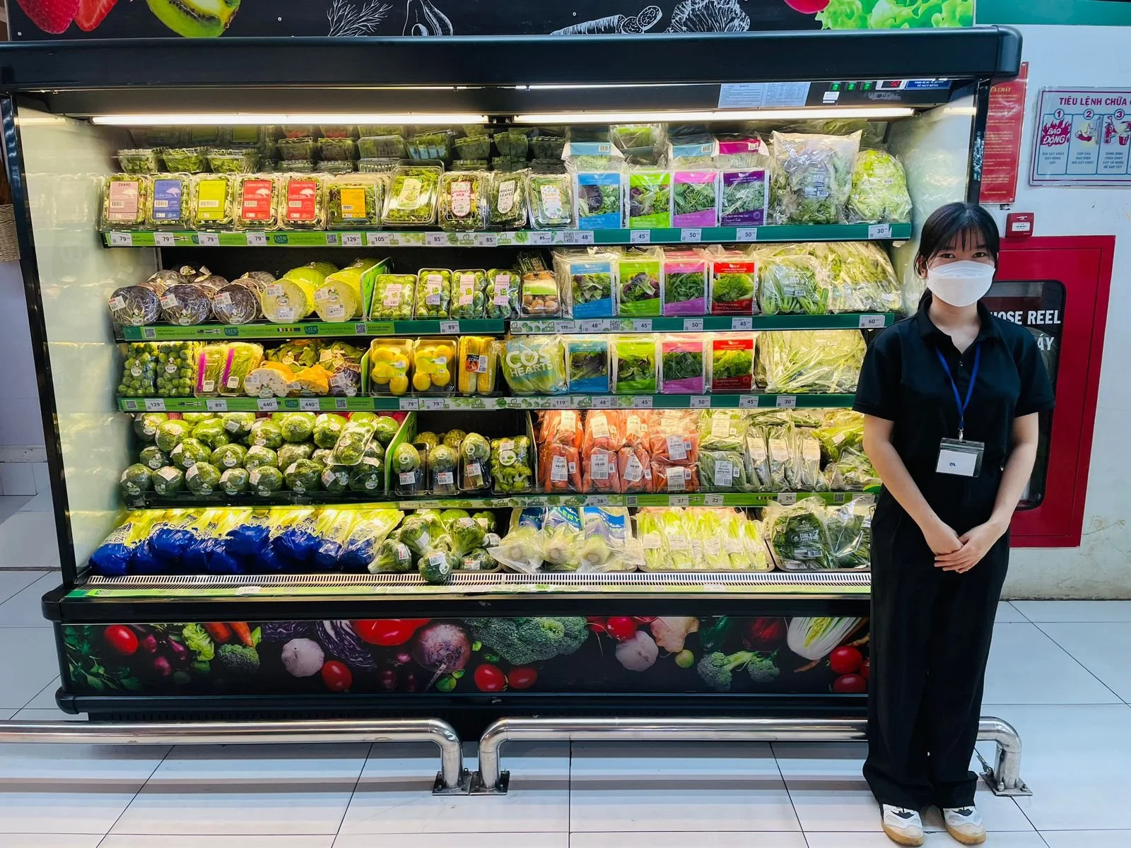 Merchandiser (1).JPG