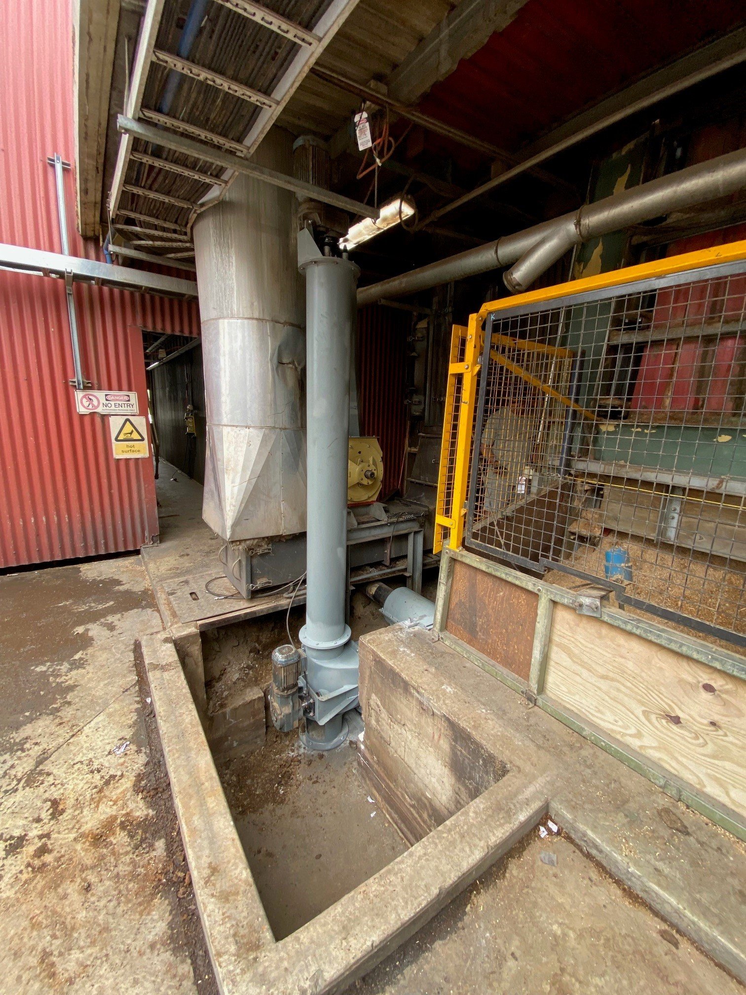 Vertical Sawdust Auger & transition