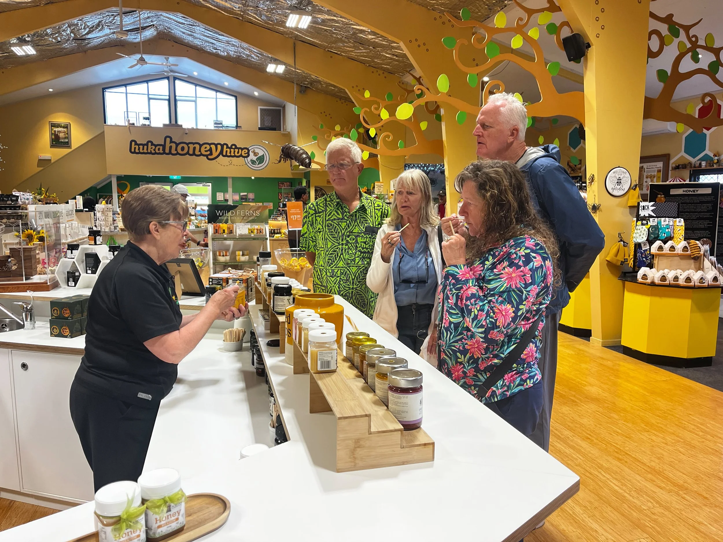 The Honey Hive Centre - Taupo New Zealand - Great North Tours  