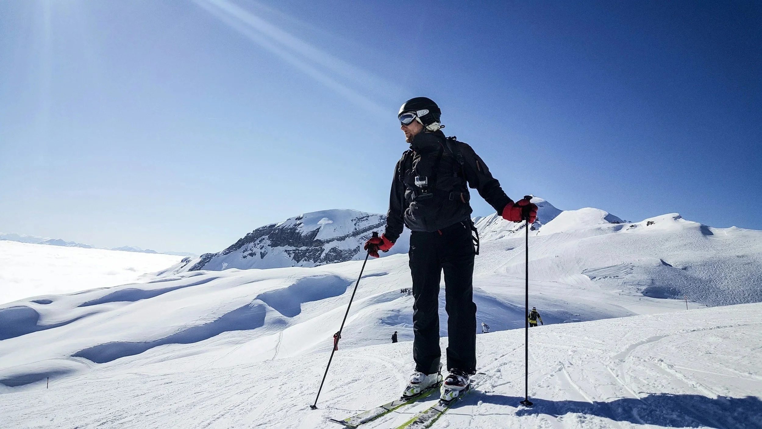 Deportes de invierno en las pistas de esqu&iacute; del monte Ruapehu. Transporte de nieve premium y excursiones de esqu&iacute; de Great North Tours.