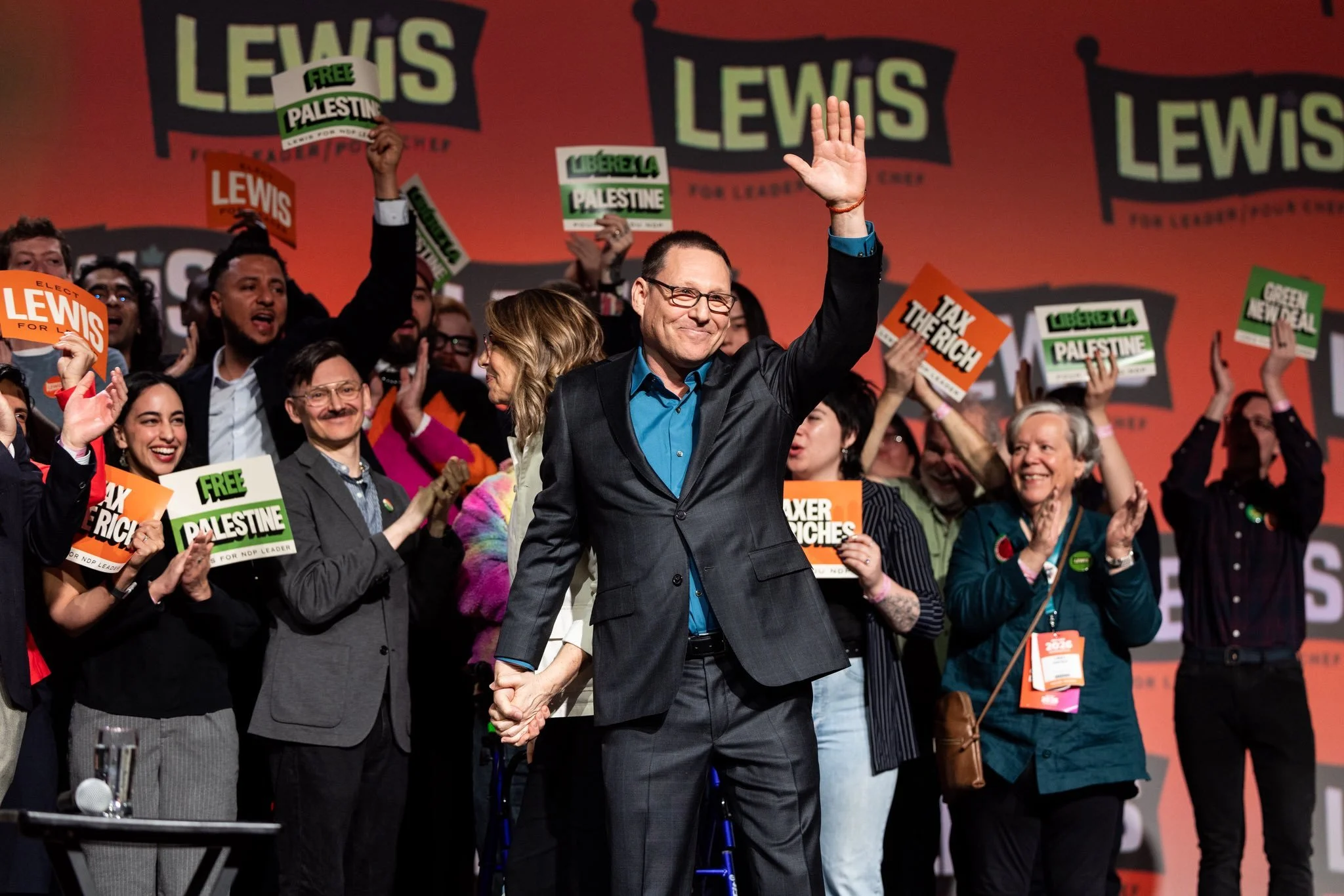 Lewis wins NDP leadership, speaks against resource economy
