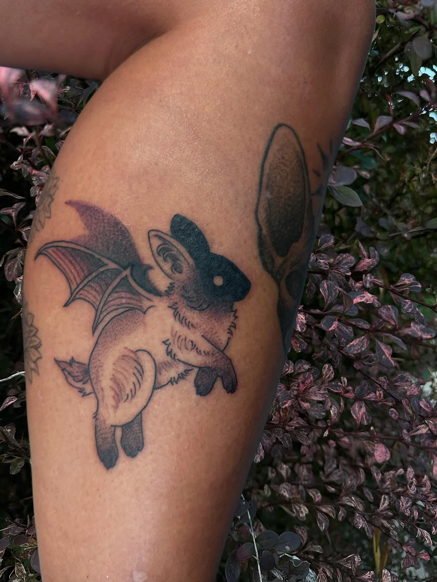 Someone requested a spooky bunny larger scale at the convention! I&rsquo;m raising funds to go to my scholarship experience in Canada by celebrating Halloween with limited edition spooky tats available October 31 and November 1 🎃🌲 
🎫 a ticket purc