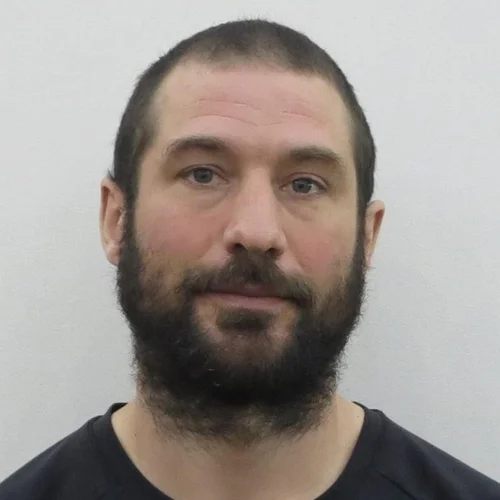 Dr Dominik Schienstock